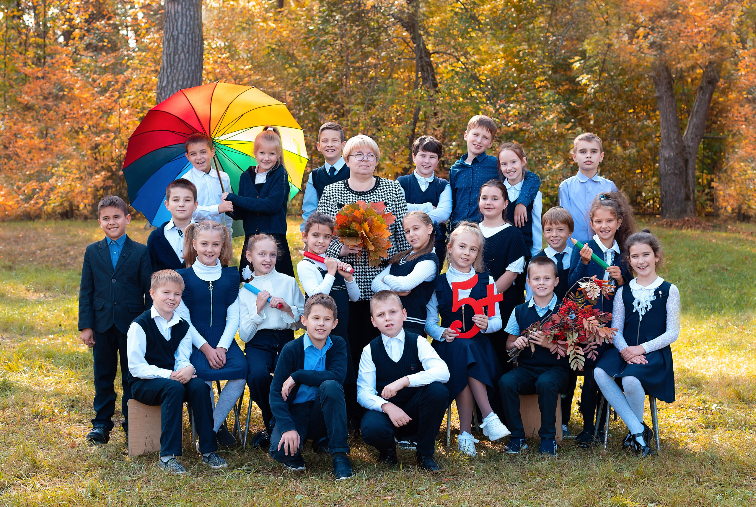 4 класс. Съёмка на улице. Выпускные альбомы «Эврика» в Нижнем Новгороде