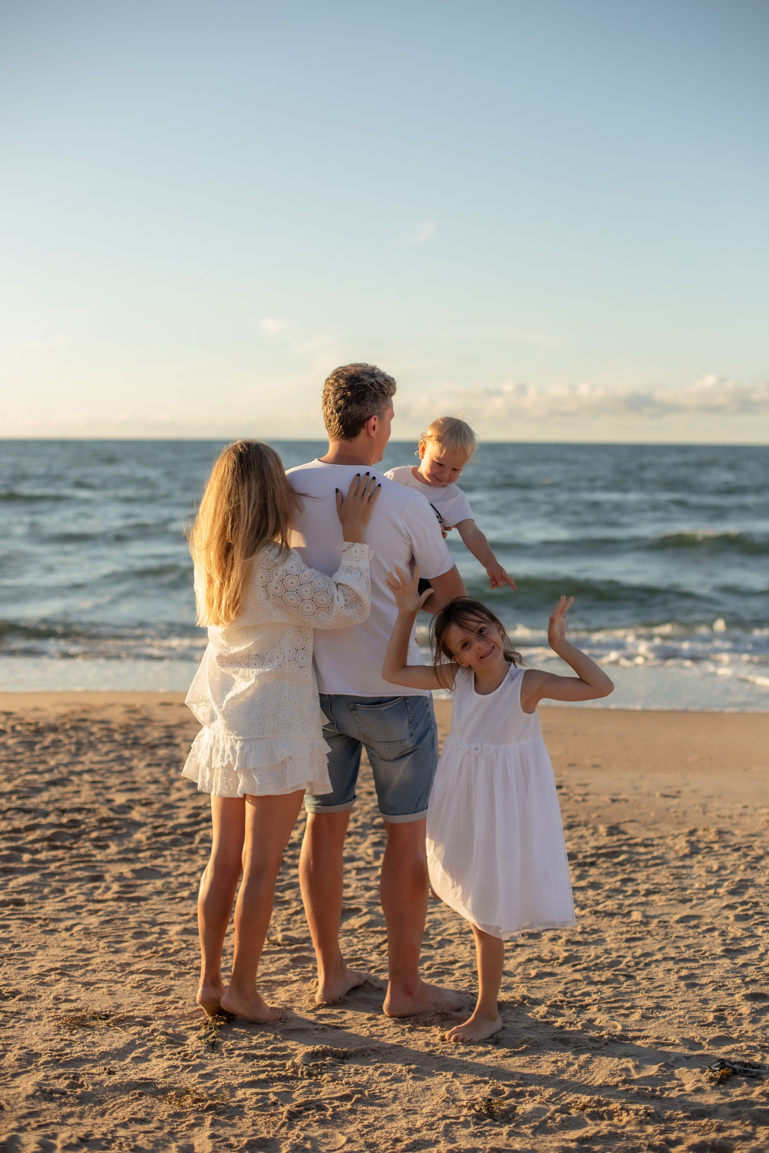 Иван, Ирина, Варя и Гордей. Малиновка. Фотограф в Калининграде Решетникова Алина