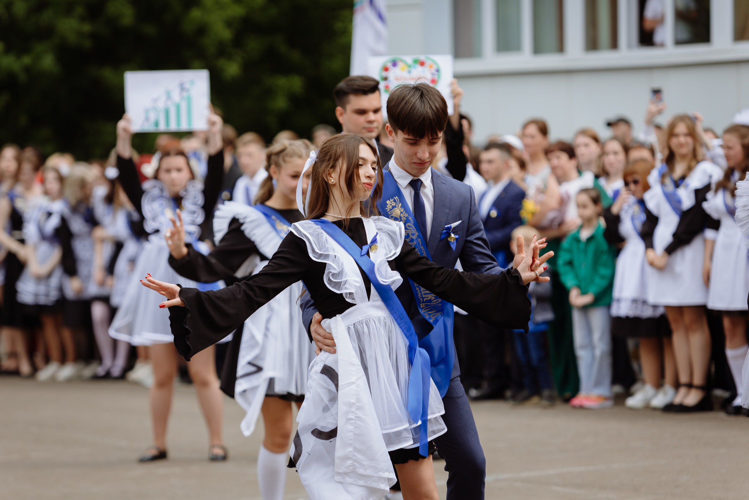 Последний звонок 2024 (3 часа фотосъемки). Профессиональный фотограф Надежда Антонова