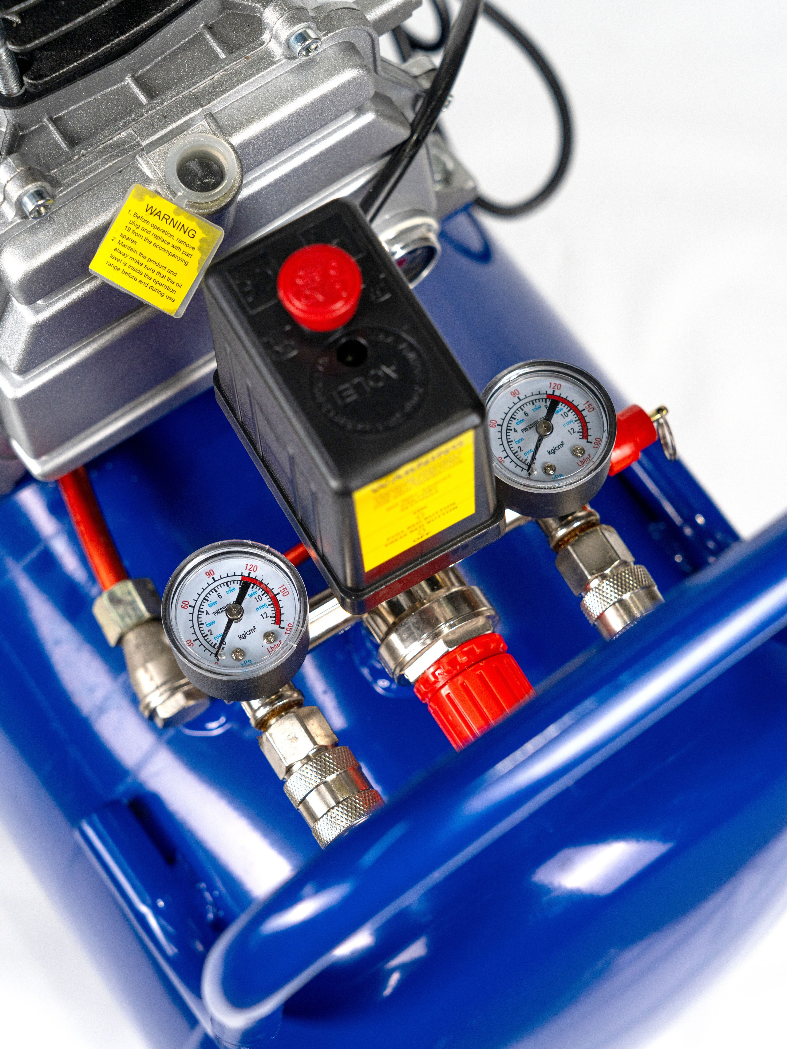 Выездная съемка крупногабаритного товара у заказчика. Олейник Денис — предметный фотограф, фотограф для маркетплейсов в Казани