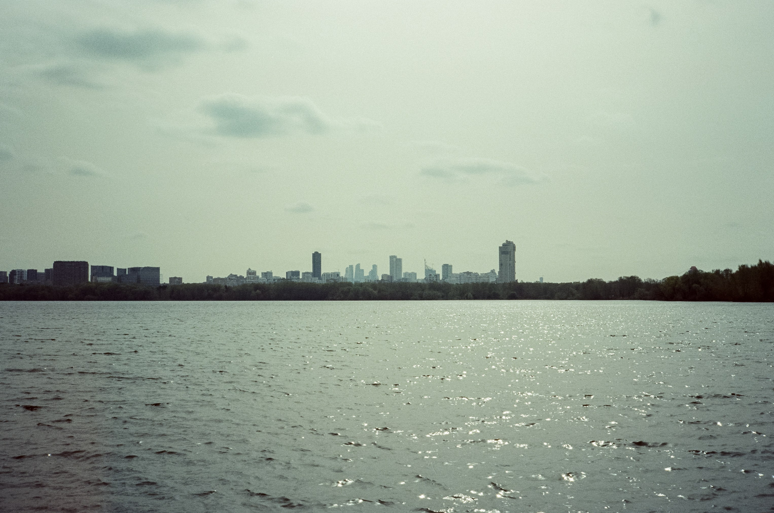 Ricoh 500GS / SFL 200T / Строгино тестовая пленка апрель 2024 г