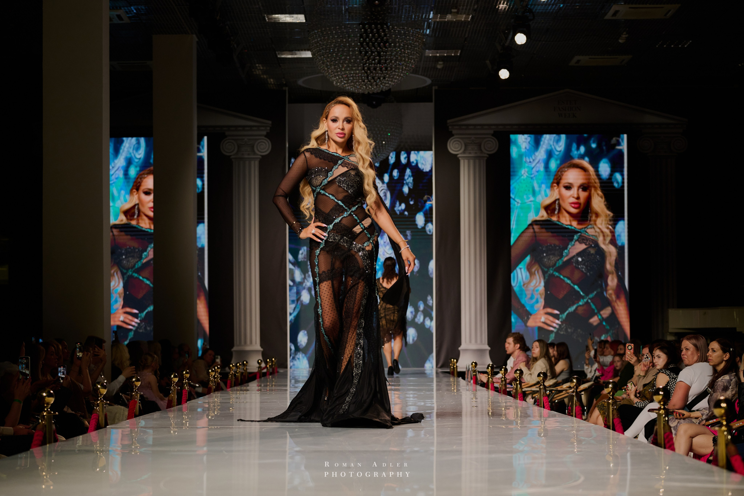 ESTET FASHION WEEK ВЕСНА — 2025. Фотограф Роман Адлер