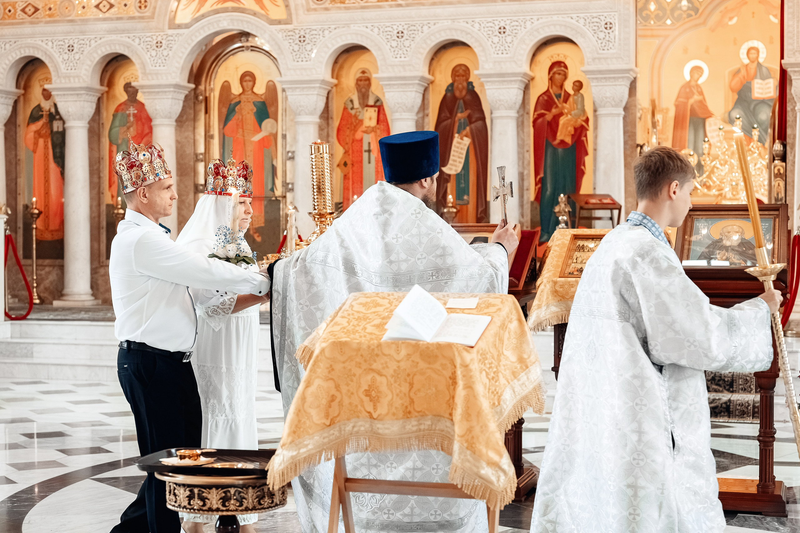 Храм пр. Пимена Угрешского. Церковный фотограф на Таинство Крещения и Венчания в Оренбурге и Оренбургской области Екатерина Белкина