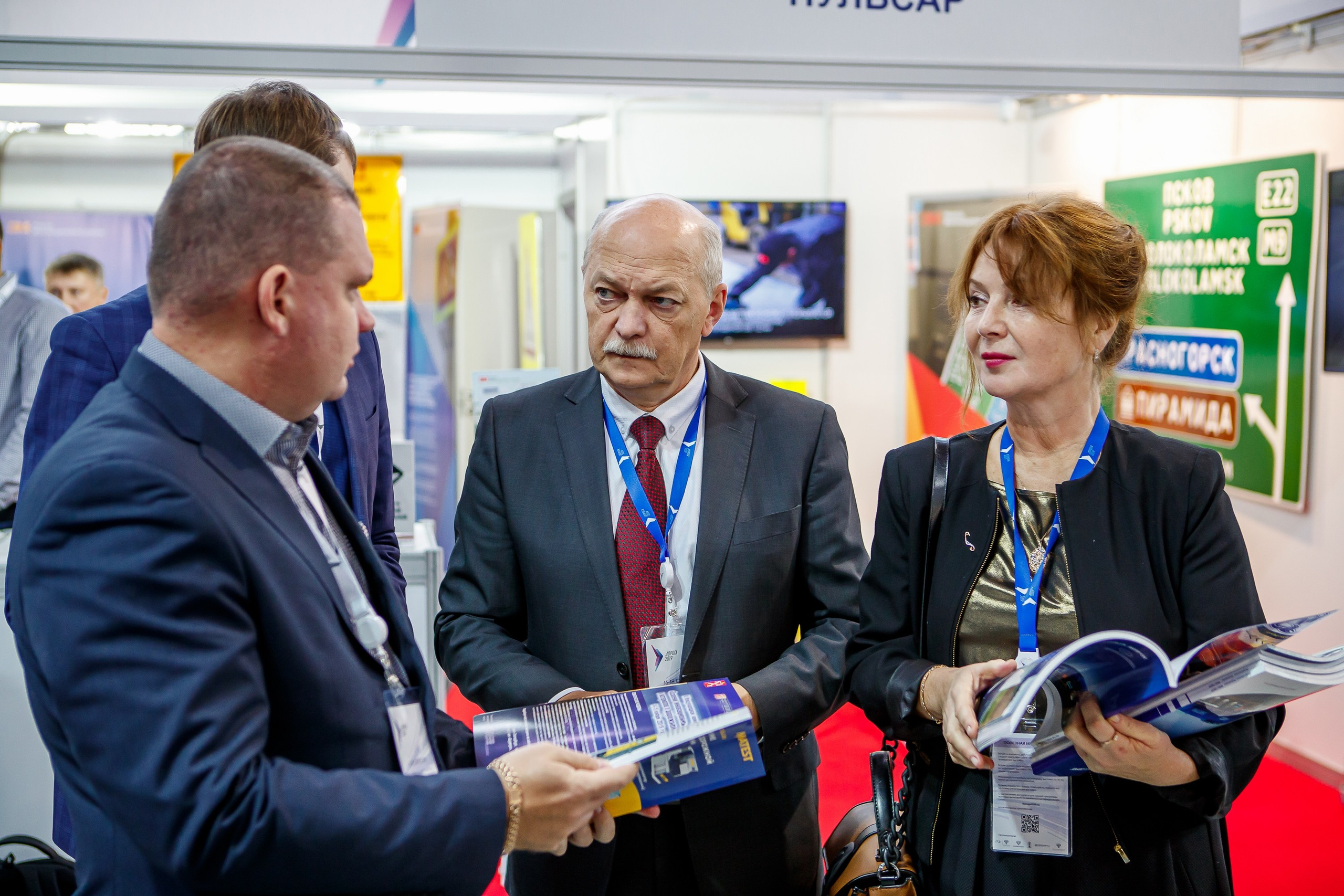 Фотосъёмка работы стенда для Предприятия ПИК. Фотограф на выставку в Москве