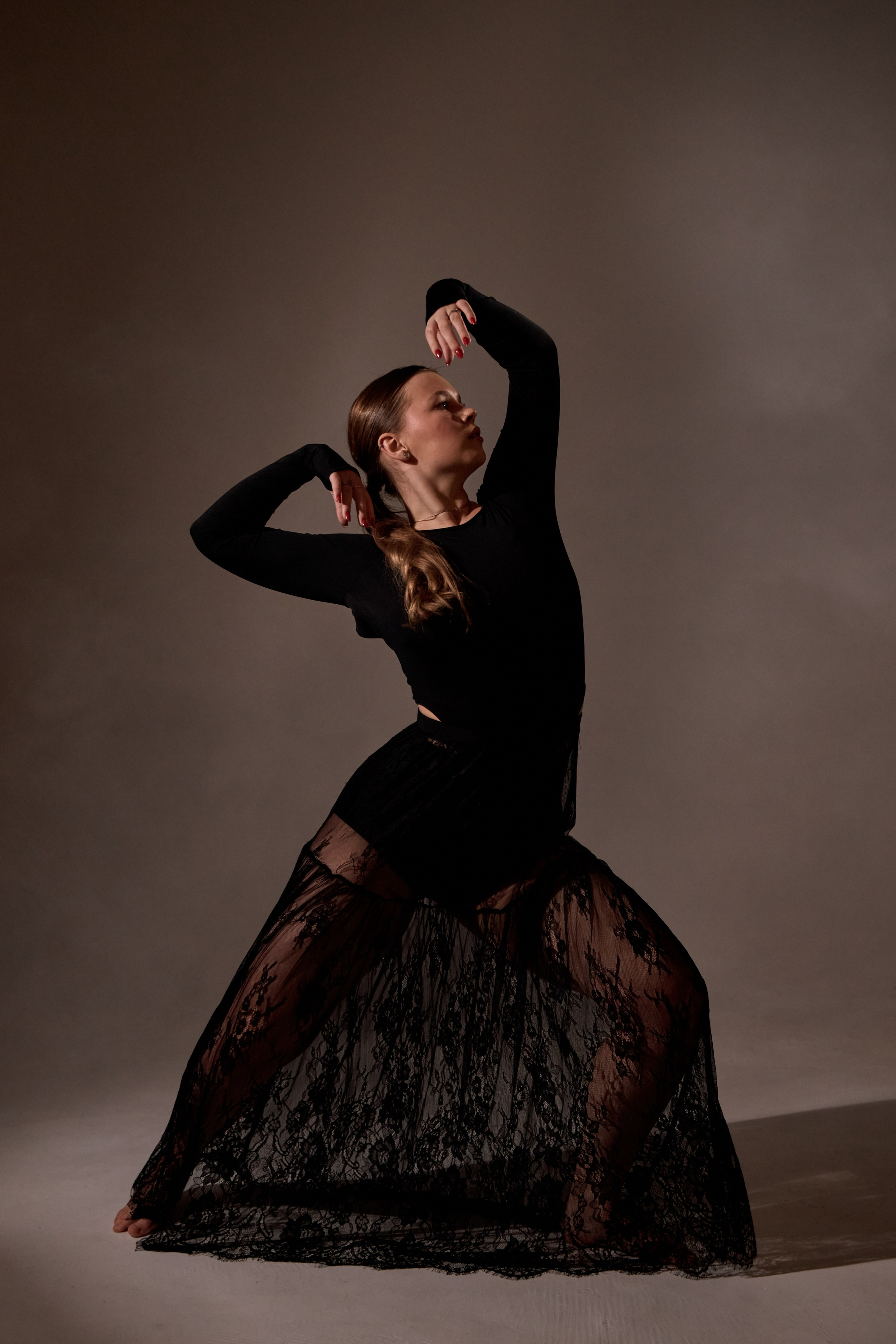 Танец. Фотограф Алексей Яковлев