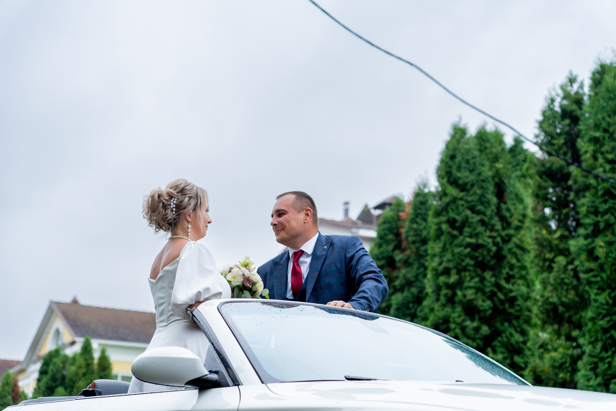 Свадебная фотосессия с кабриолетом. Видеограф Алексей Жарков