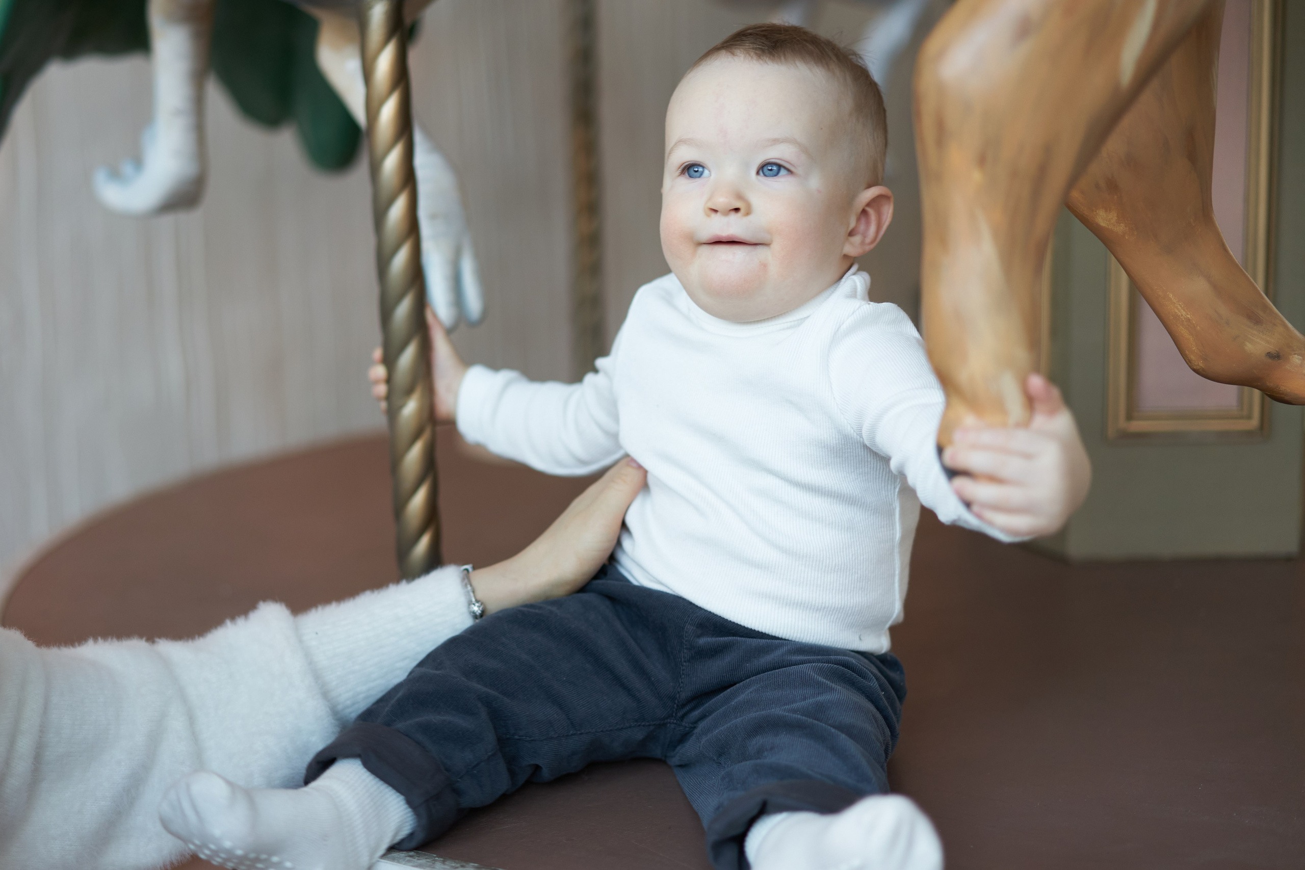 Семейная фотосессия в студии. Фотограф Екатеринбург Кокшарова Александра