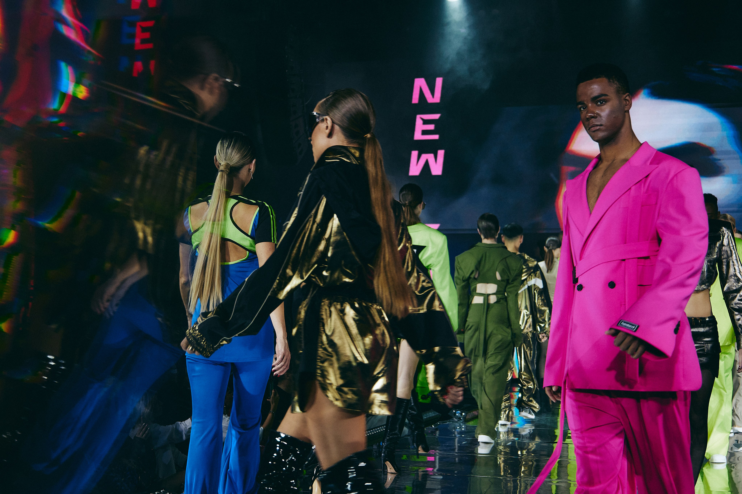 NEW ERA DESIGNER ANDREY PONOMAREV