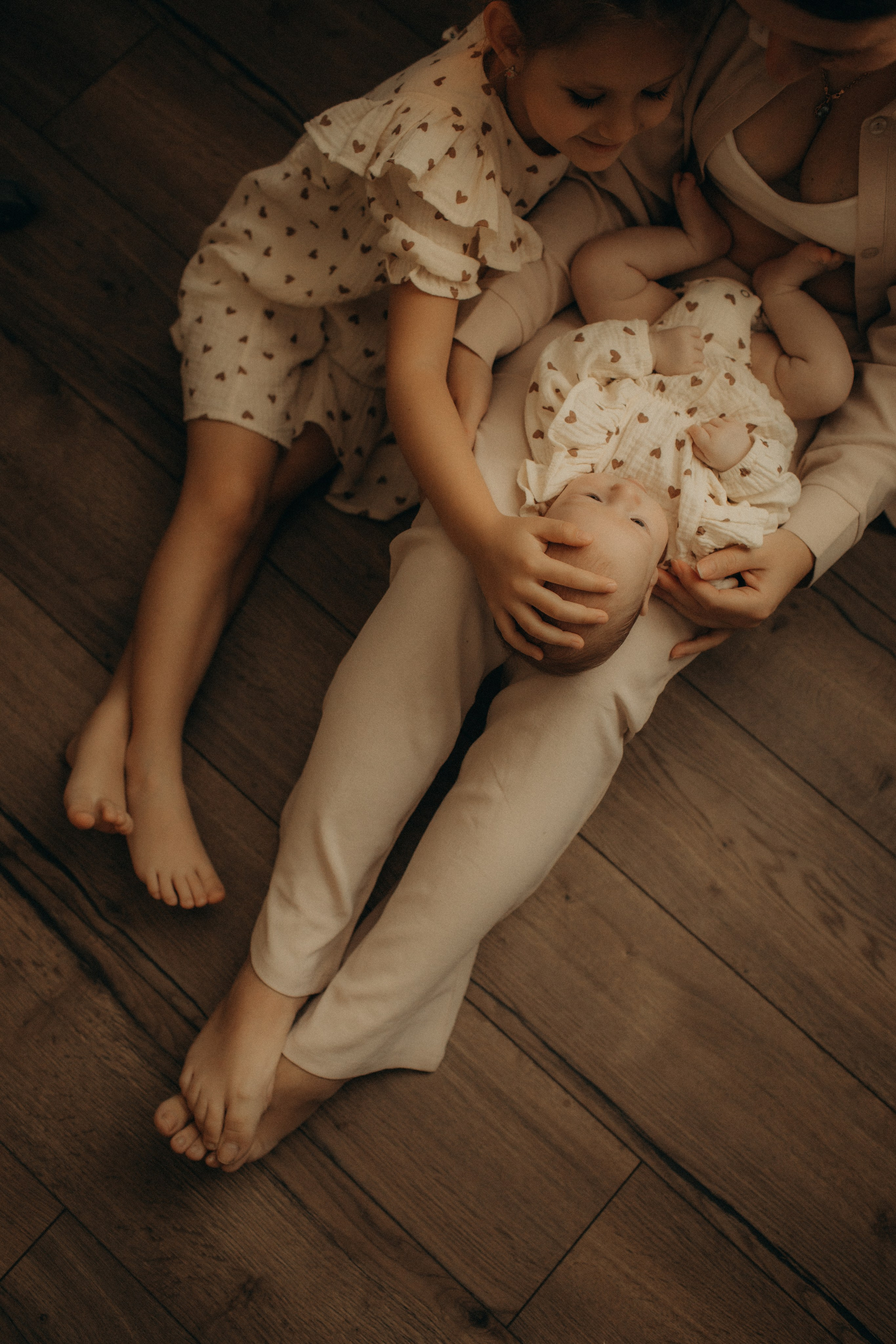 Домашняя съемка Люда, Василиса и Ксюня. Александра Ниценко СЕМЕЙНЫЙ ФОТОГРАФ ИЗ СТАВРОПОЛЯ