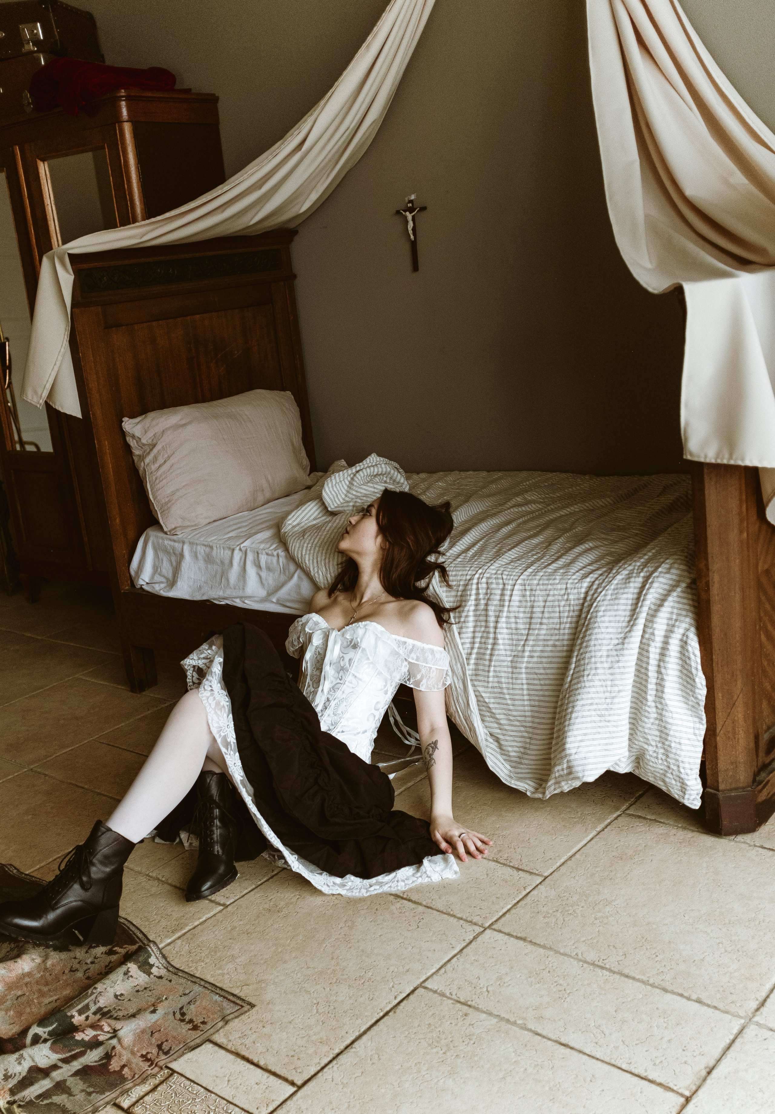 Beth`. Художественный деятель | фотограф