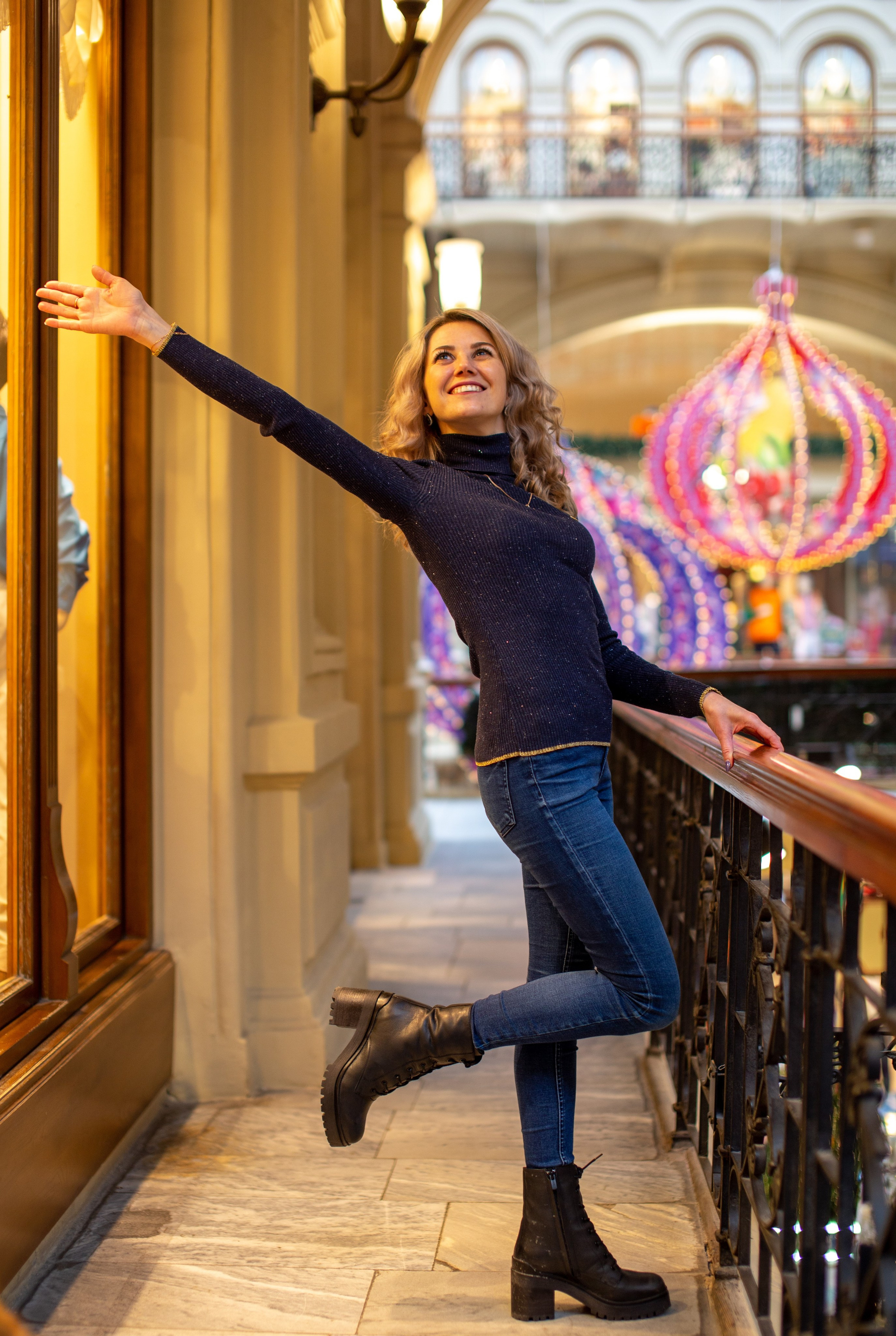 Виктория. Январская фотосессия в ГУМе. Репортажный, семейный, свадебный, портретный фотограф