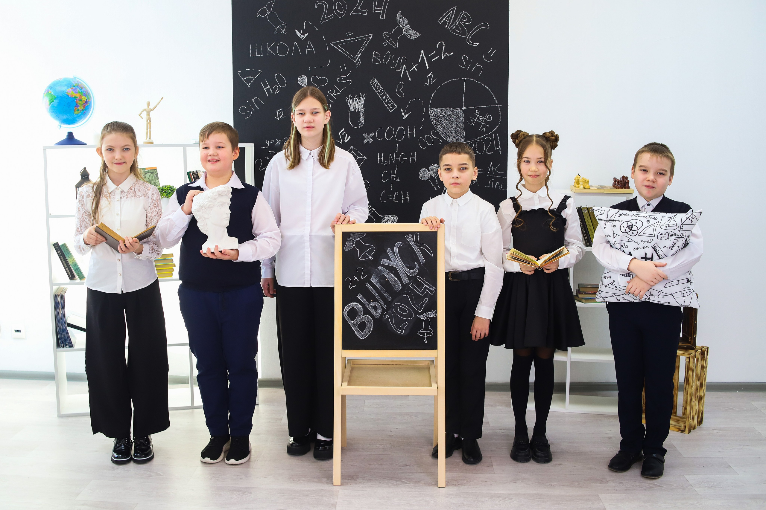 4 класс в студии Пространство. Фотограф в Сургуте Брызгунова Анастасия