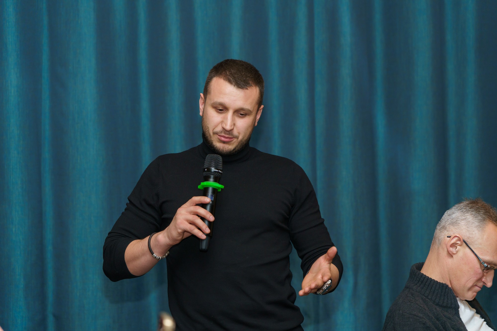 Выступление спикера. Photomantis