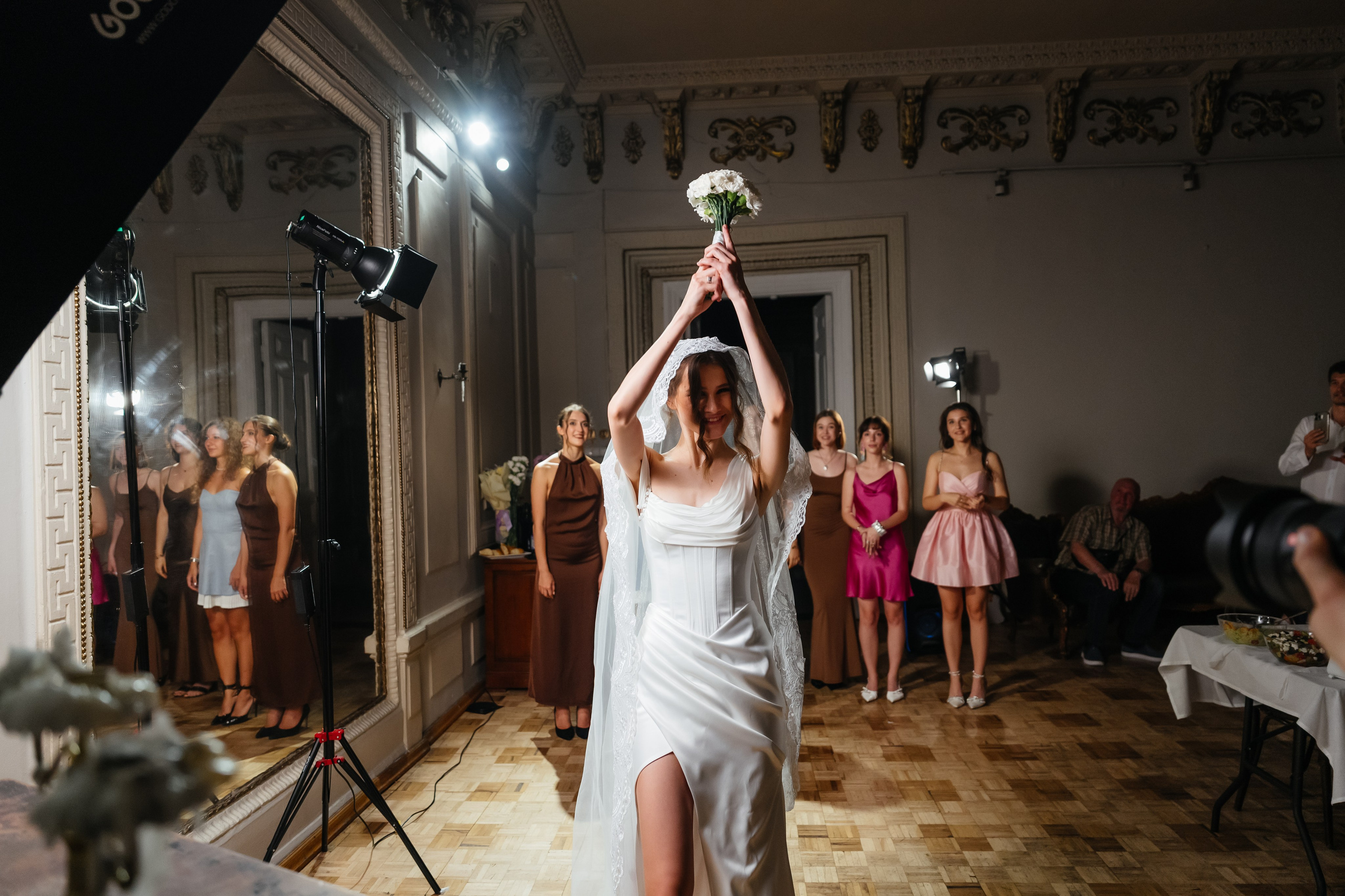 Азим и Алия. Главная