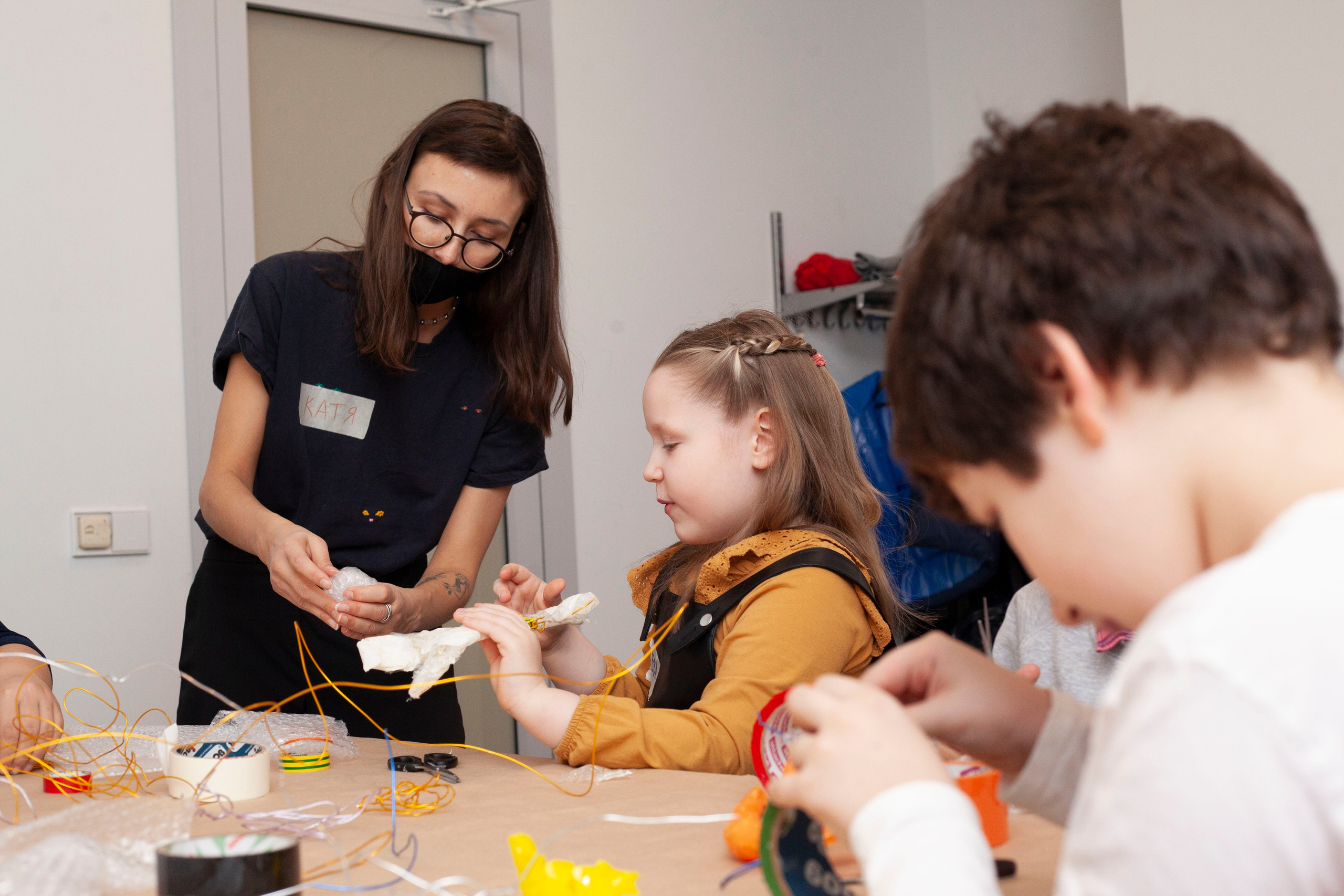Детский мастер-класс в ММОМА. Stanislav Baryshev — People. Emotions. Atmosphere