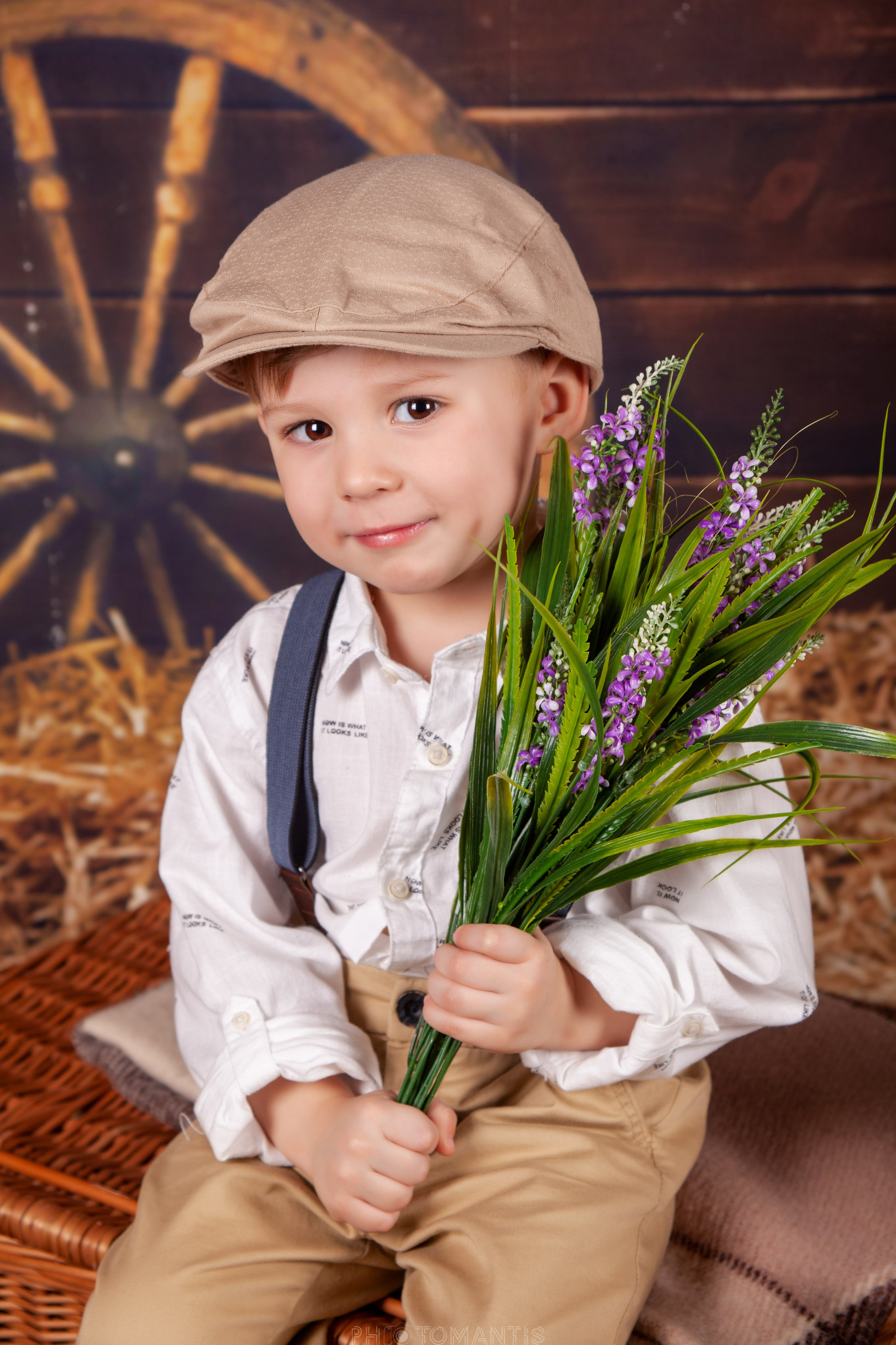 Студия. Photomantis