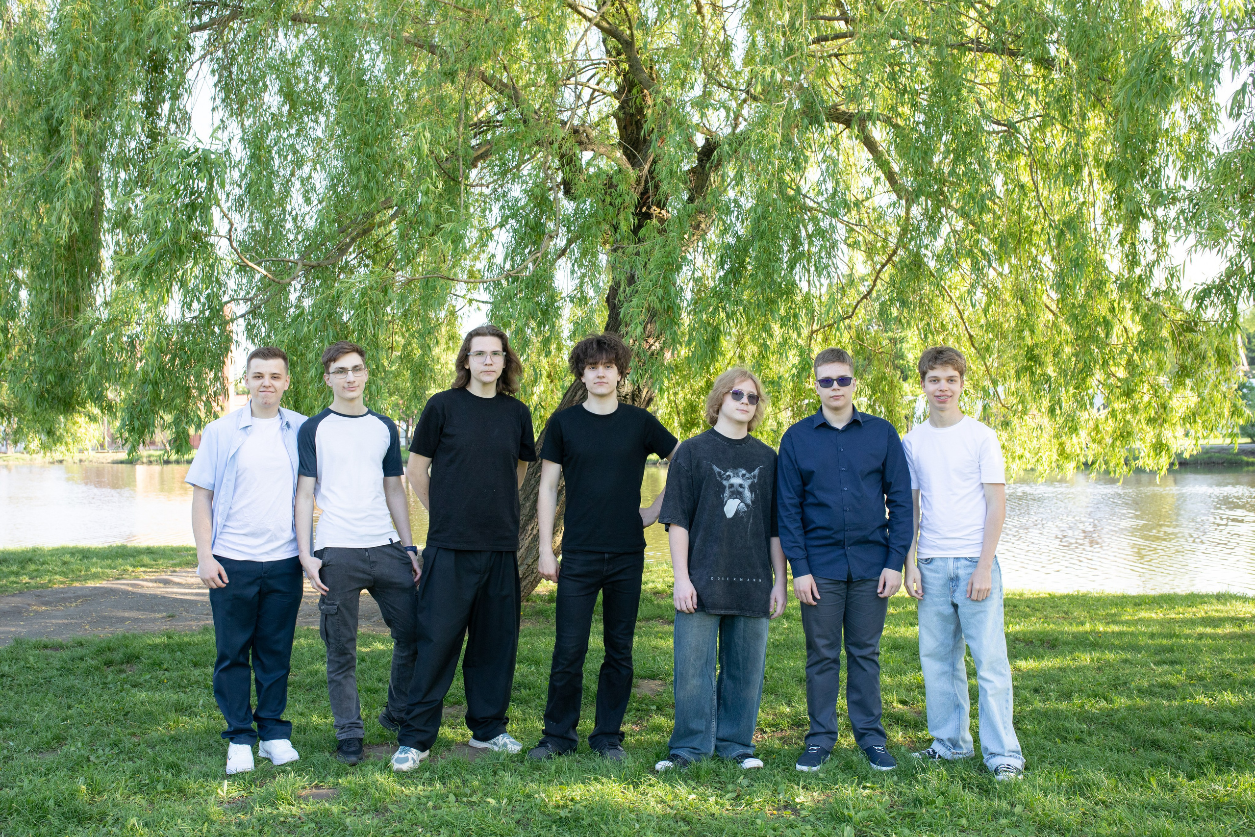 19/05/26 Лошицкий. Выпускные альбомы Cardsi