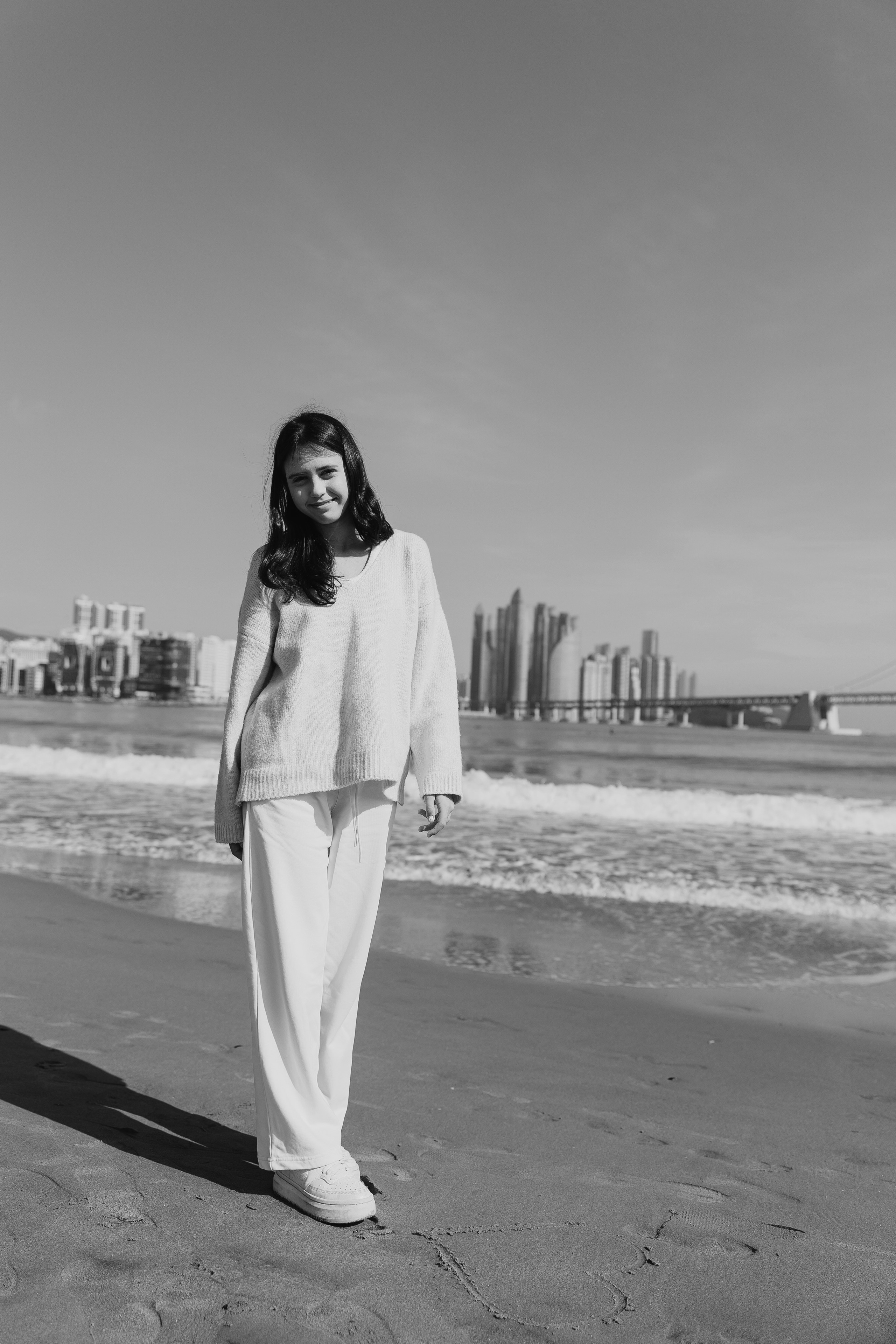 Семейная прогулка на пляже Гваннали в Пусане. Your photographer in Busan (South Korea) Aleksandra Anufriy