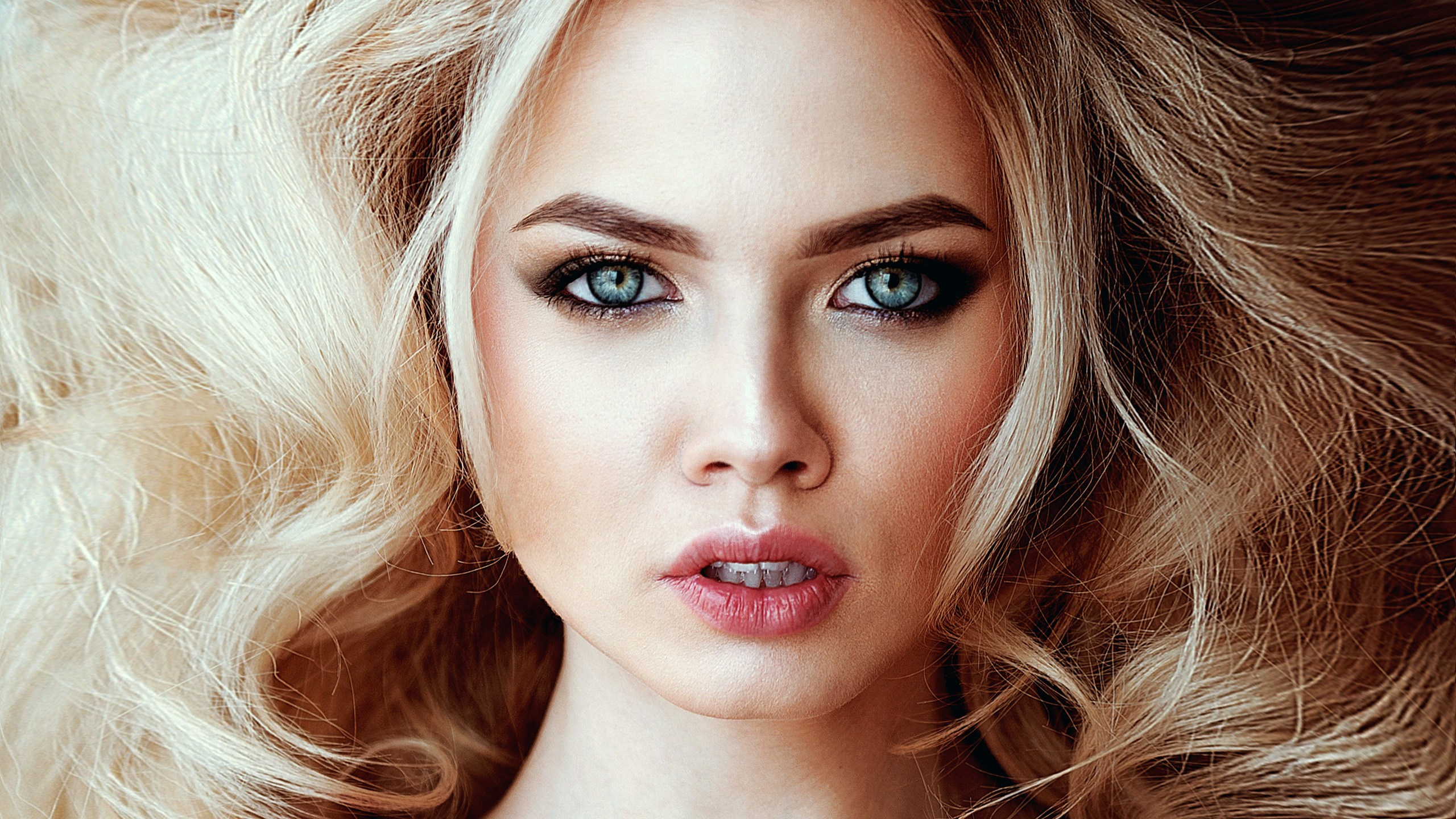 Хедшот. Портретный фотограф в Новосибирске Василий Дан