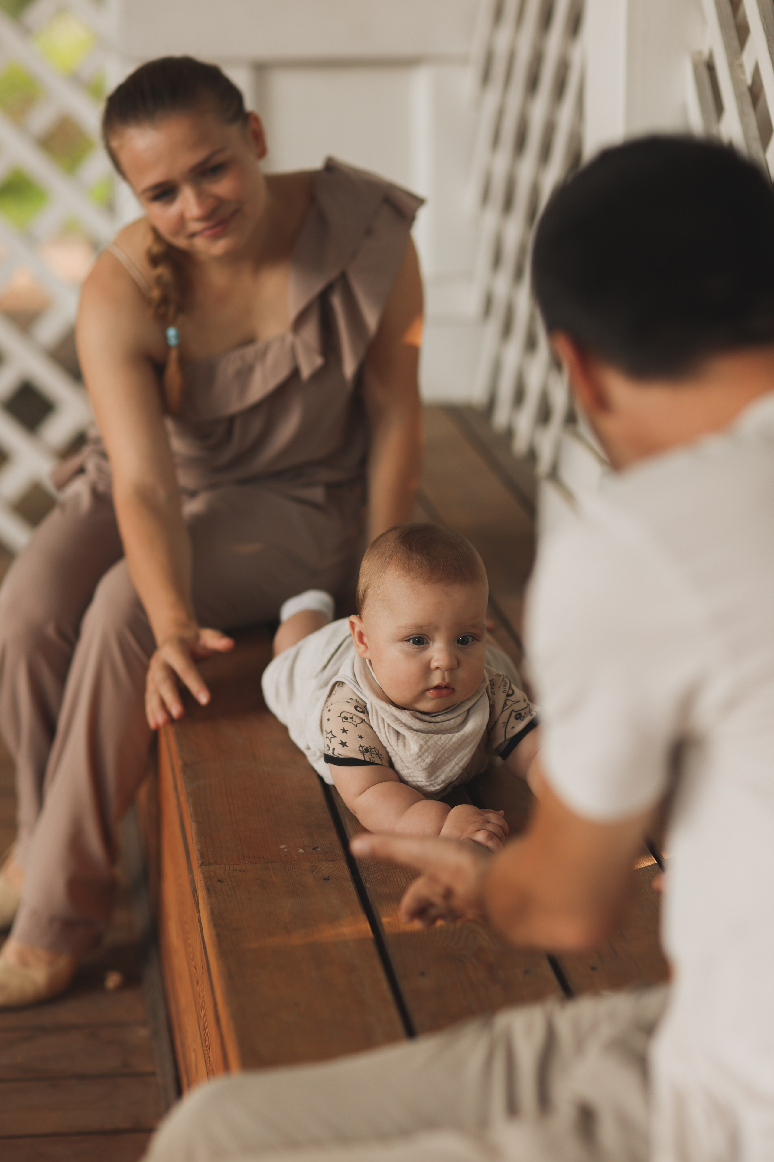 Ростислав с мамой и папой. Детский и семейный фотограф, съемка новорожденных Москва