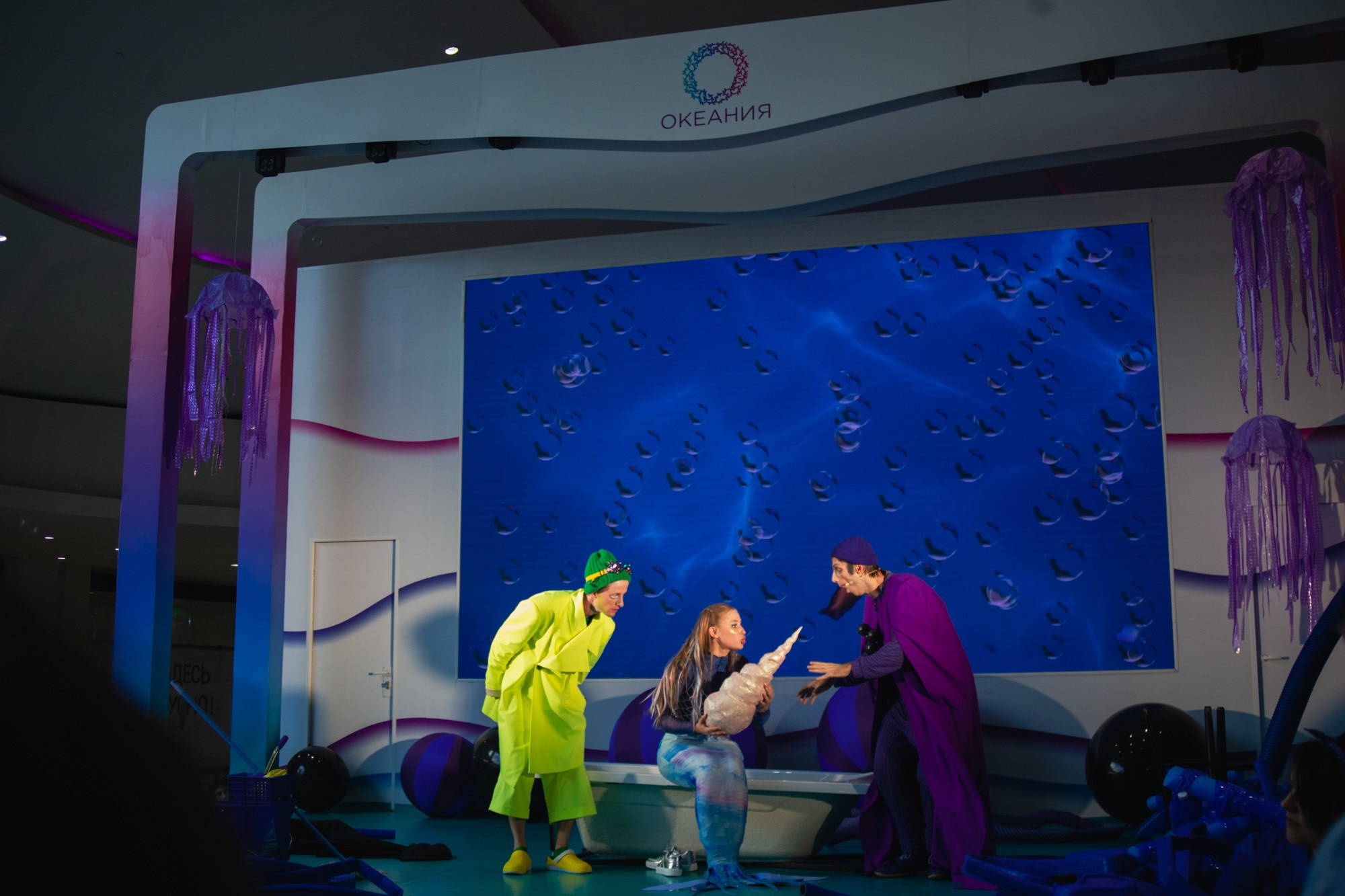 Сказка в ТЦ Океания. Репортажный и концертный фотограф в Москве Анастасия Осень