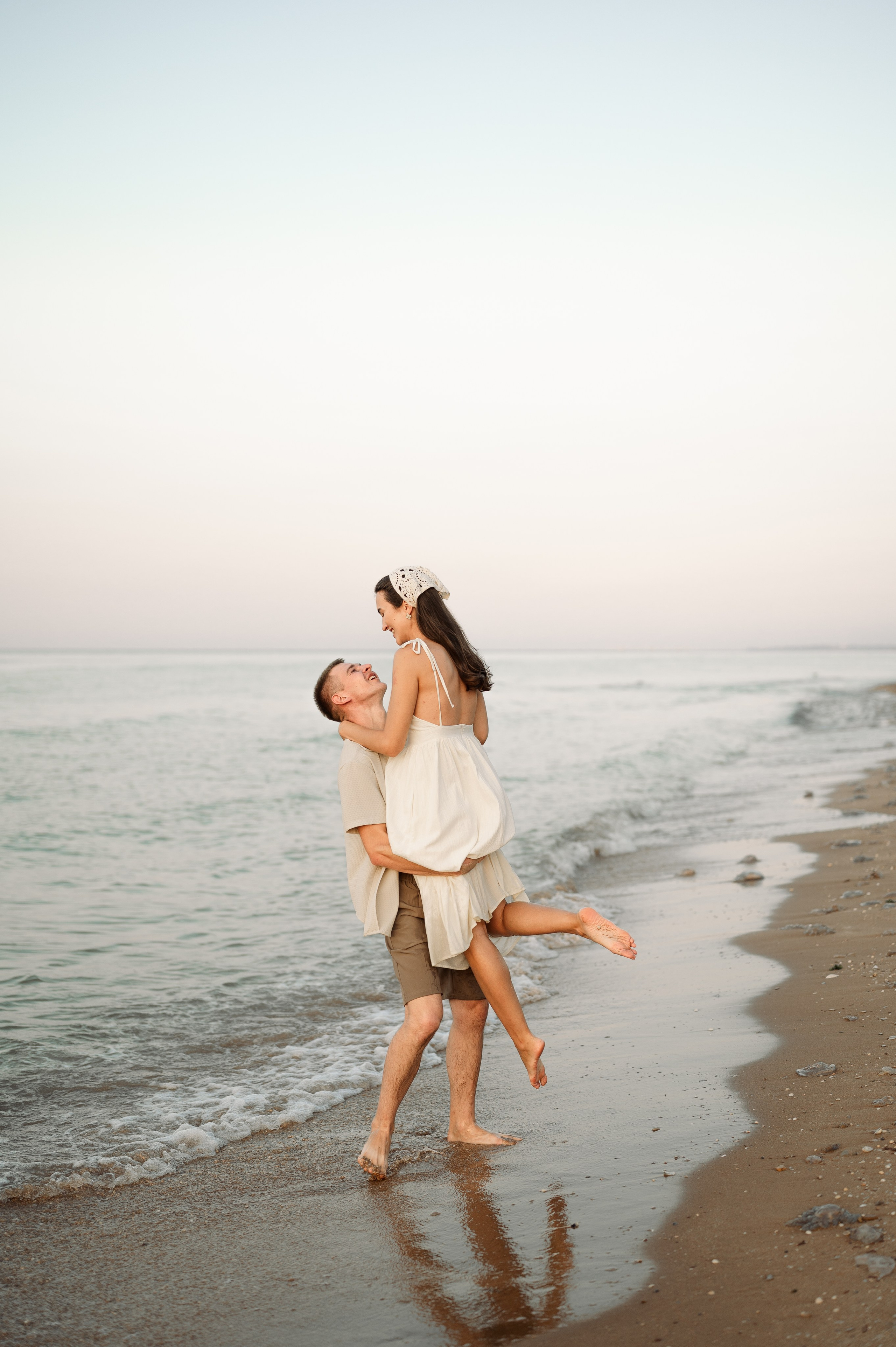 Предсвадебная съёмка на море🌊. Свадебный и семейный фотограф в Краснодаре Алина Мельник