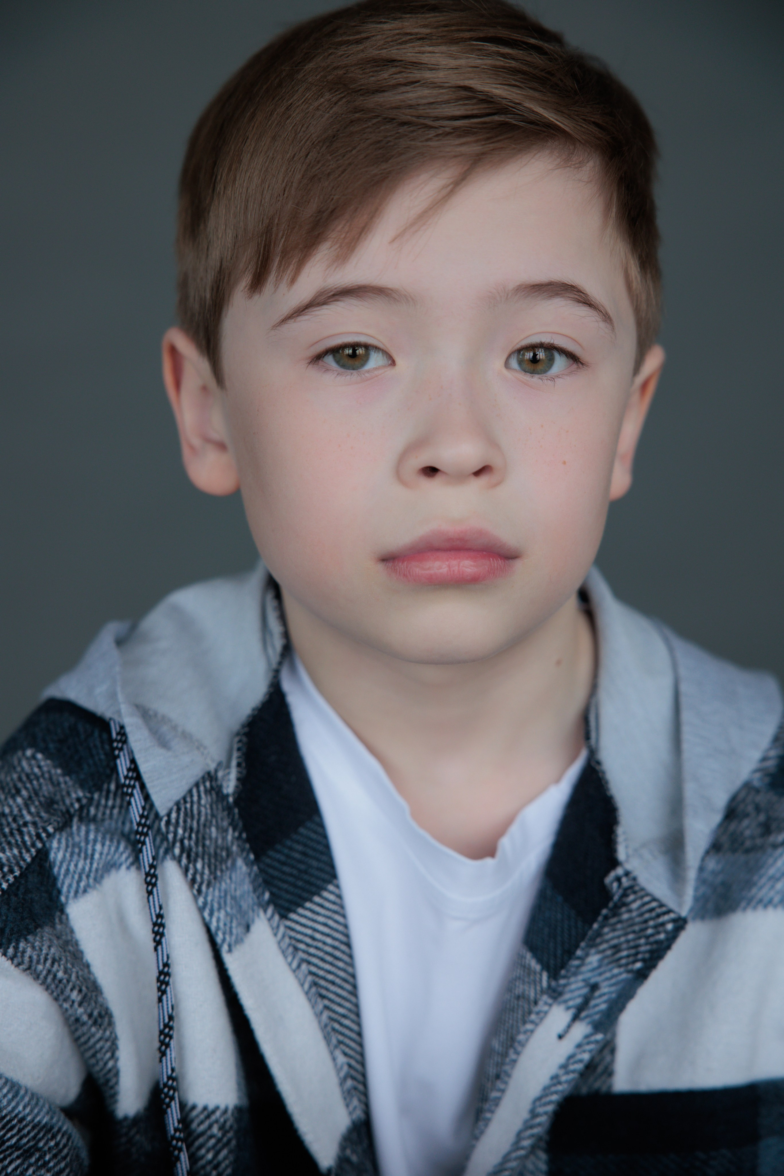 КИРИЛЛ. Я фотограф из Москвы к Вашим услугам