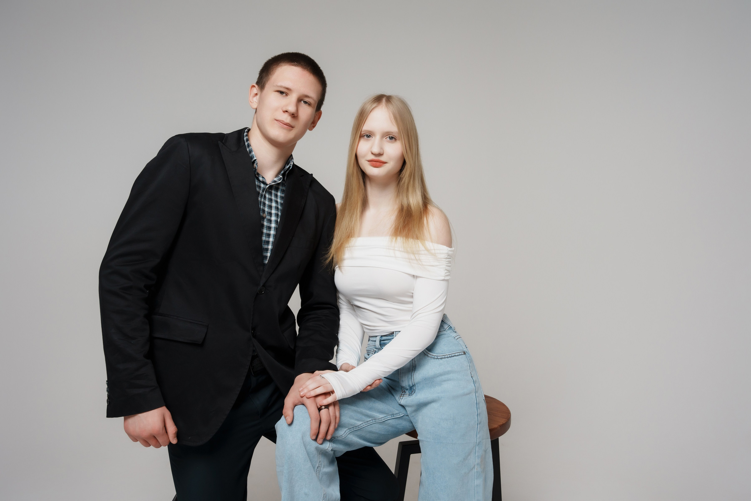 Групповые на белой циклораме. ВЫПУСКНЫЕ АЛЬБОМЫ, Школьный фотограф, семейный и свадебный в Саратове и области Ольга Плаксина