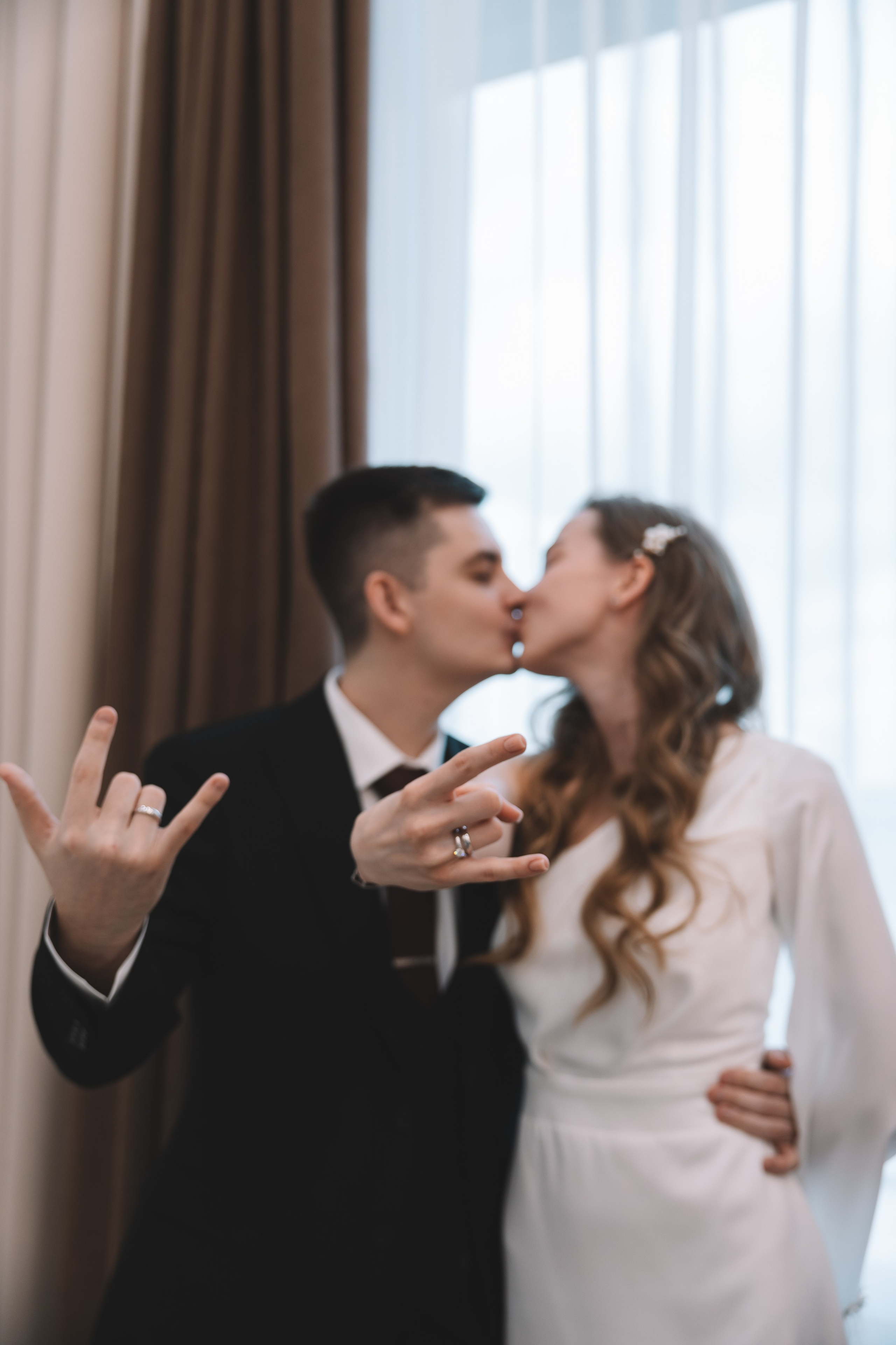 Свадебная фотосессия в Усадьбе Остафьево. Свадебный фотограф в Москве — Оскар Гелманов