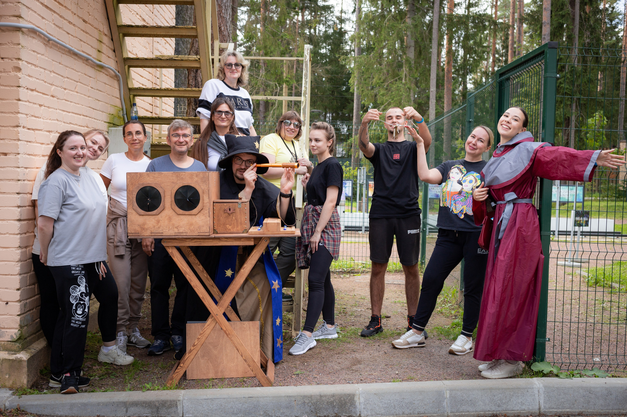 Фотосъемка Форт Боярд в СПБ, репортаж про корпоратив в стиле игры. Портретные фотосессии, контент-съемки, репортаж