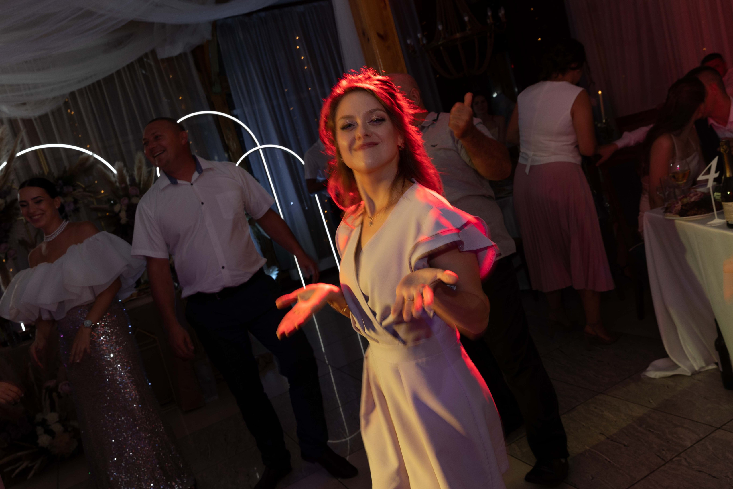 Анастасия и Виктор. Я Ира и я фотографирую свадьбы более 10 лет