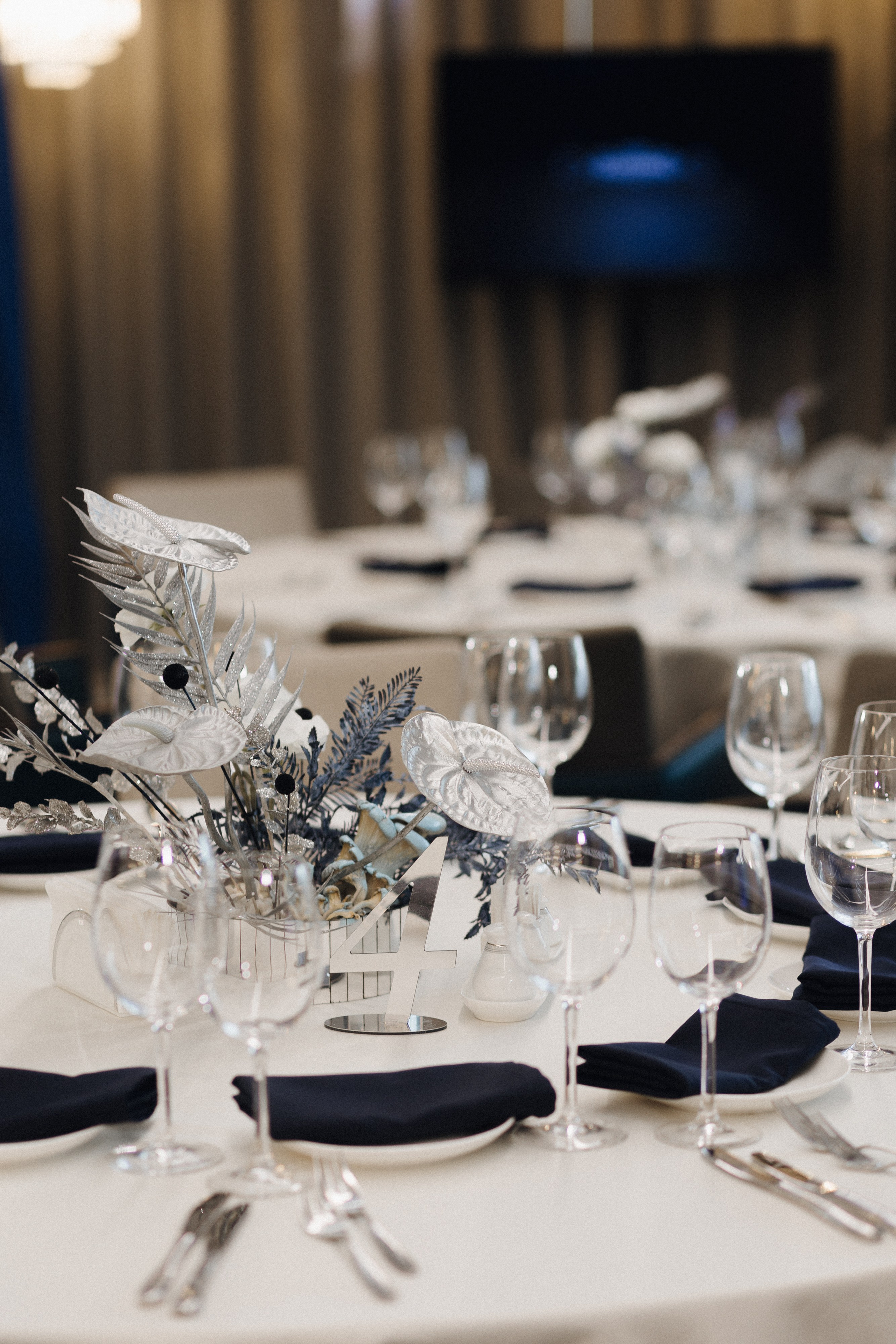 АРИНА И ЛЕША. ЧЕЛСИТИ. Свадебный и индивидуальный фотограф в Челябинске Евгения Негодяева