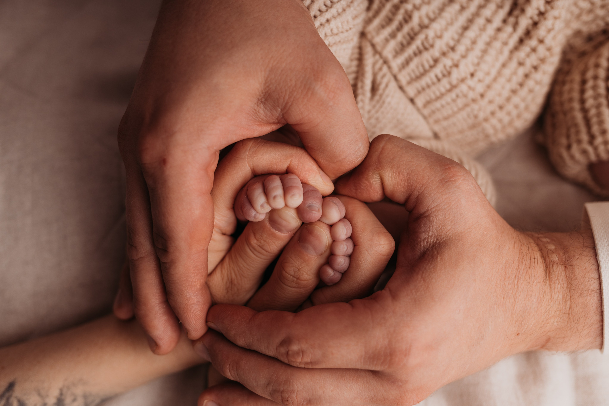 Newborn съемка в стиле Лайф. Фотограф новорожденных малышей в Омске и Омской области Эльвира Камаева