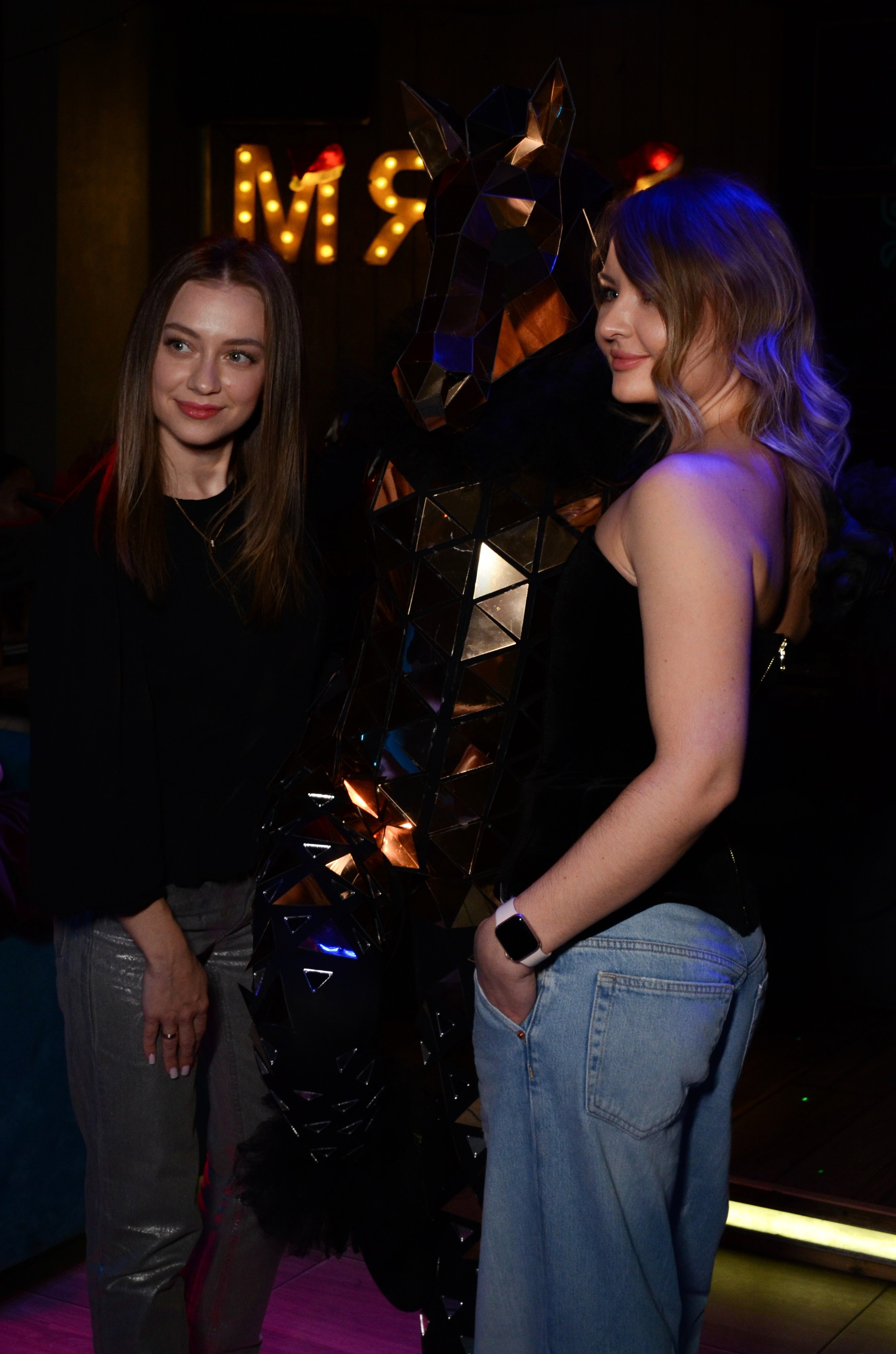 19.12.25 New Year Party. Мята Спортивная — Кальянная, караоке, бар в Минске