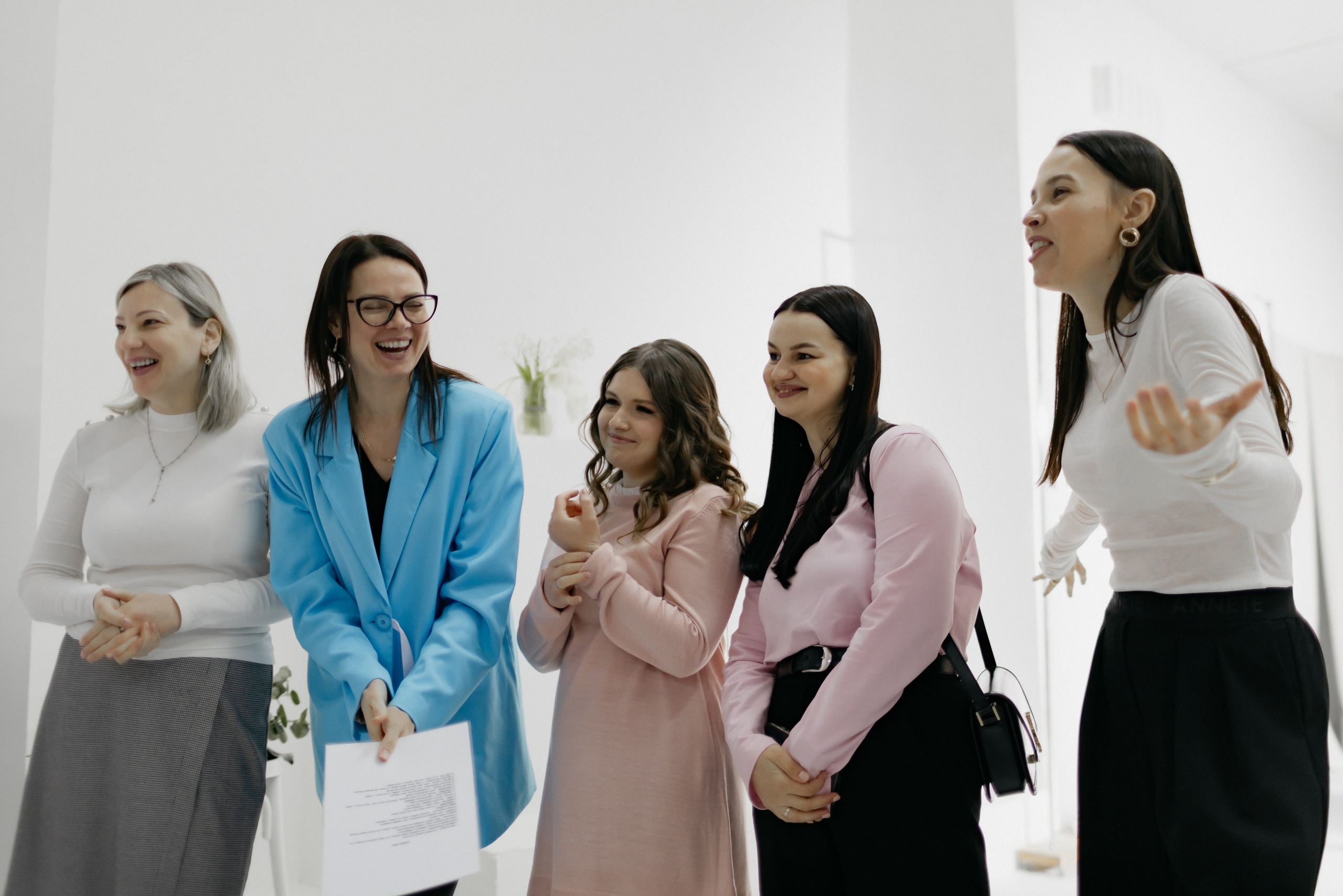 Девичник. Фотостудия «LIGHT ROOM», творческое пространство с полноценной кухонной зоной в Бресте