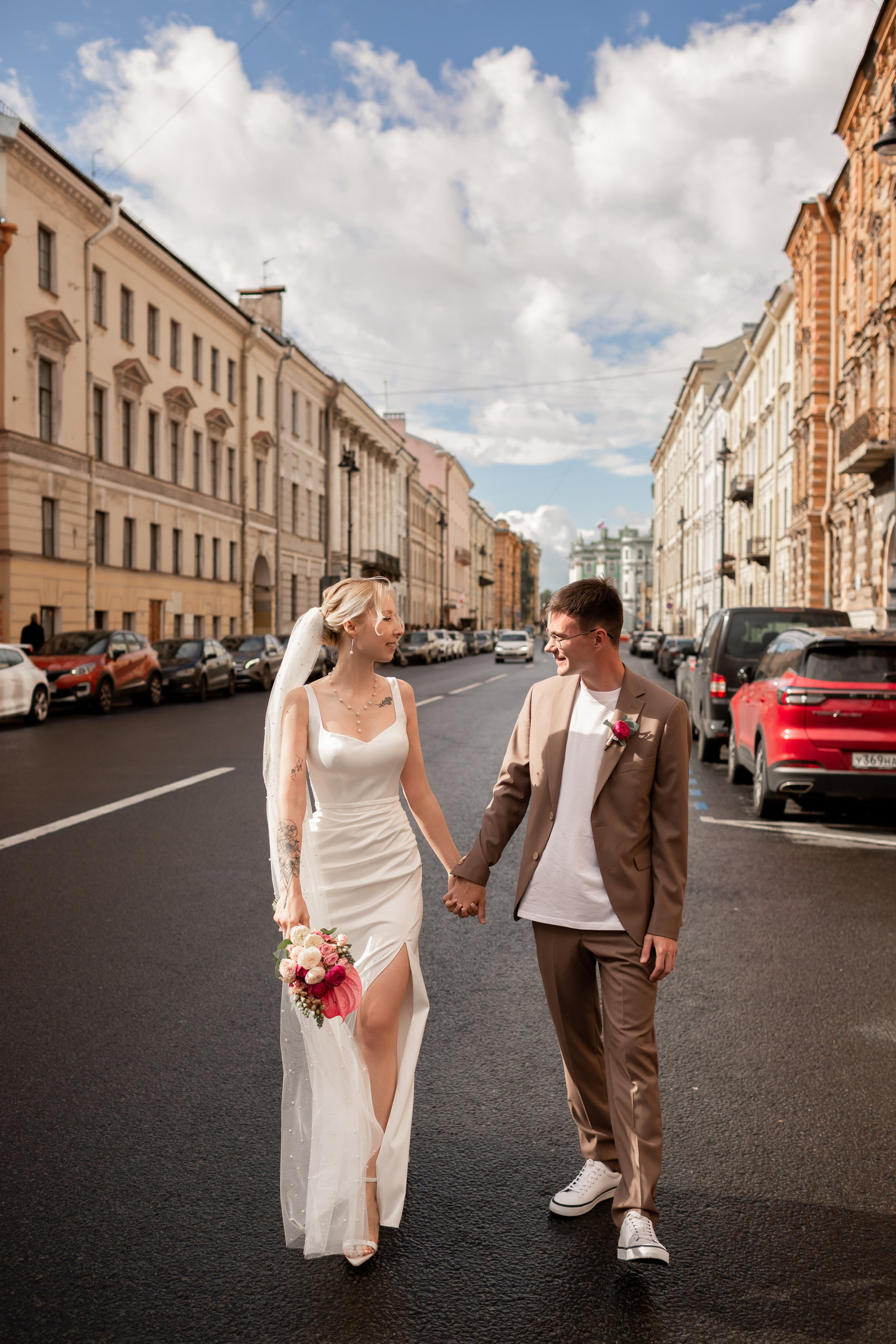 Свадебная фотосессия во дворцах Петербурга. Свадебный фотограф Кирилл Белый