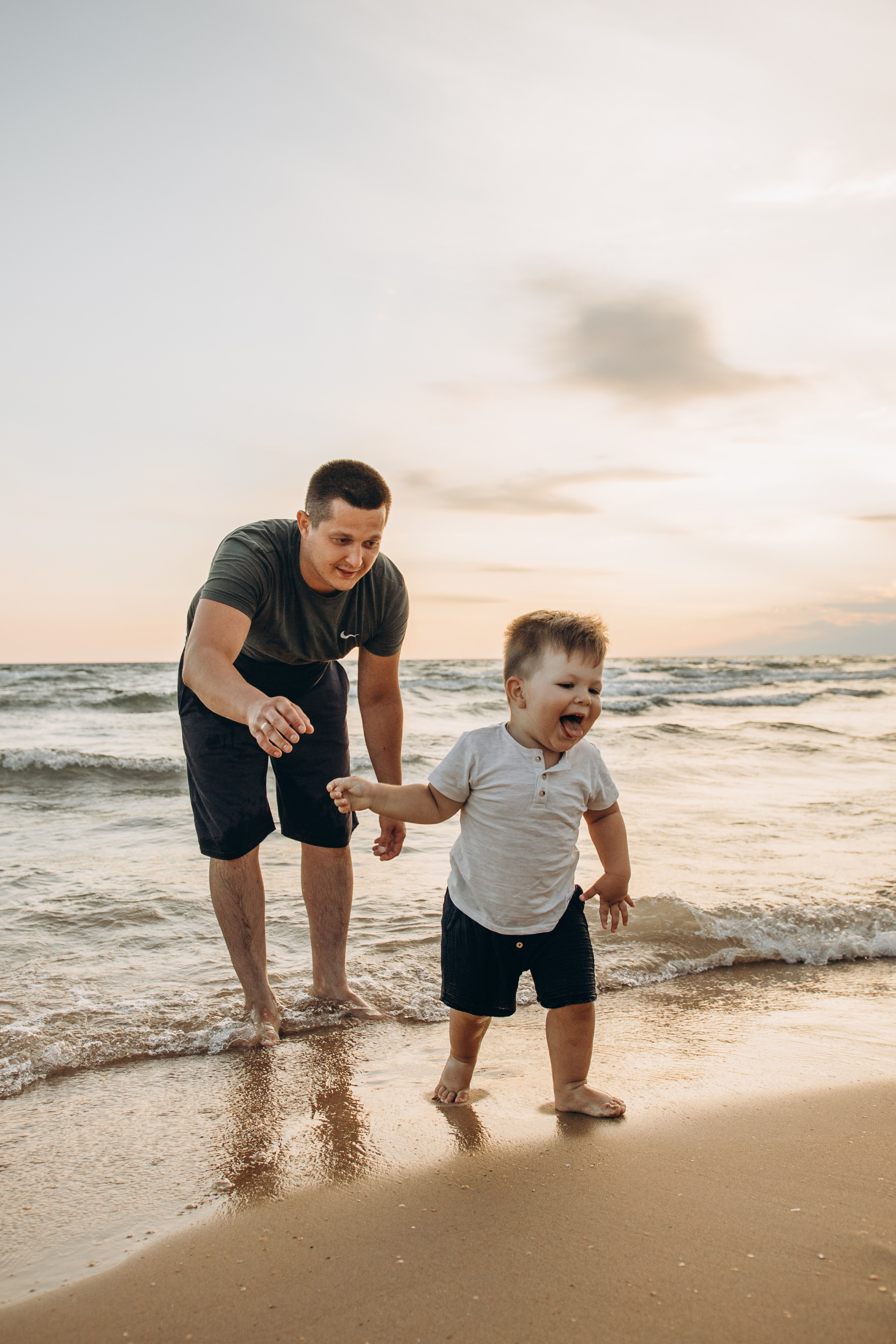 Михаил, Алена и Кирюша — встреча заката с любимыми. Семейный фотограф Новороссийск, Анапа, Геленджик — Юлия Давыдова