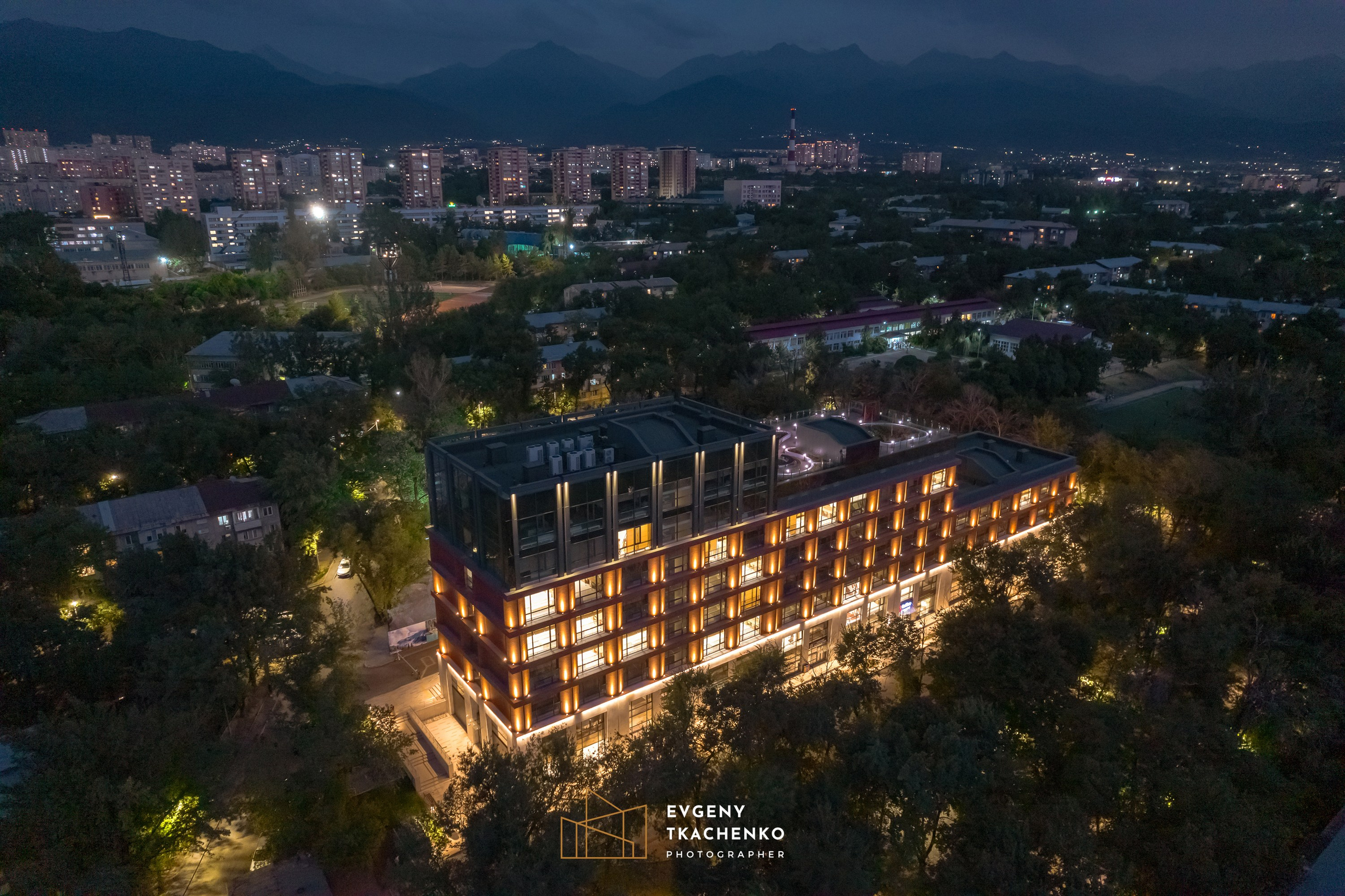 Общежитие университета NarXoz в Алматы. Архитектурный и интерьерный фотограф в Казахстане