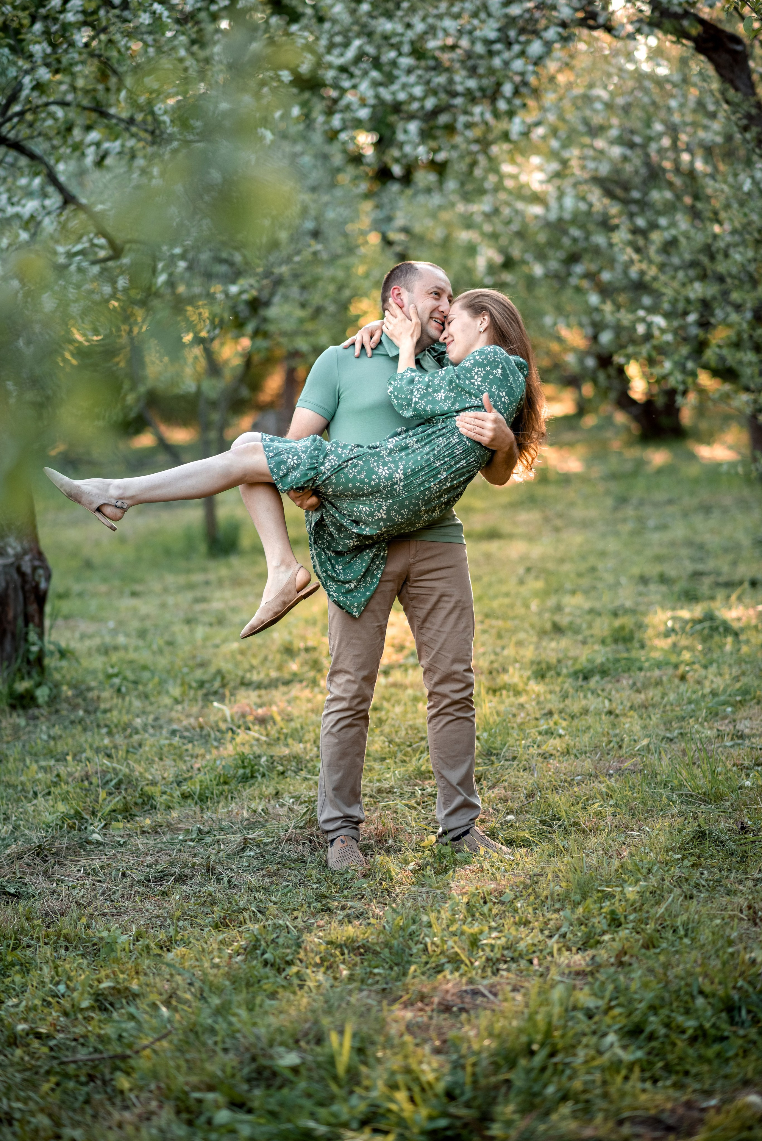 Семейная фотосессия в цветении. Ясная Поляна. Семейный и детский фотограф в Туле Светлана Воронкова