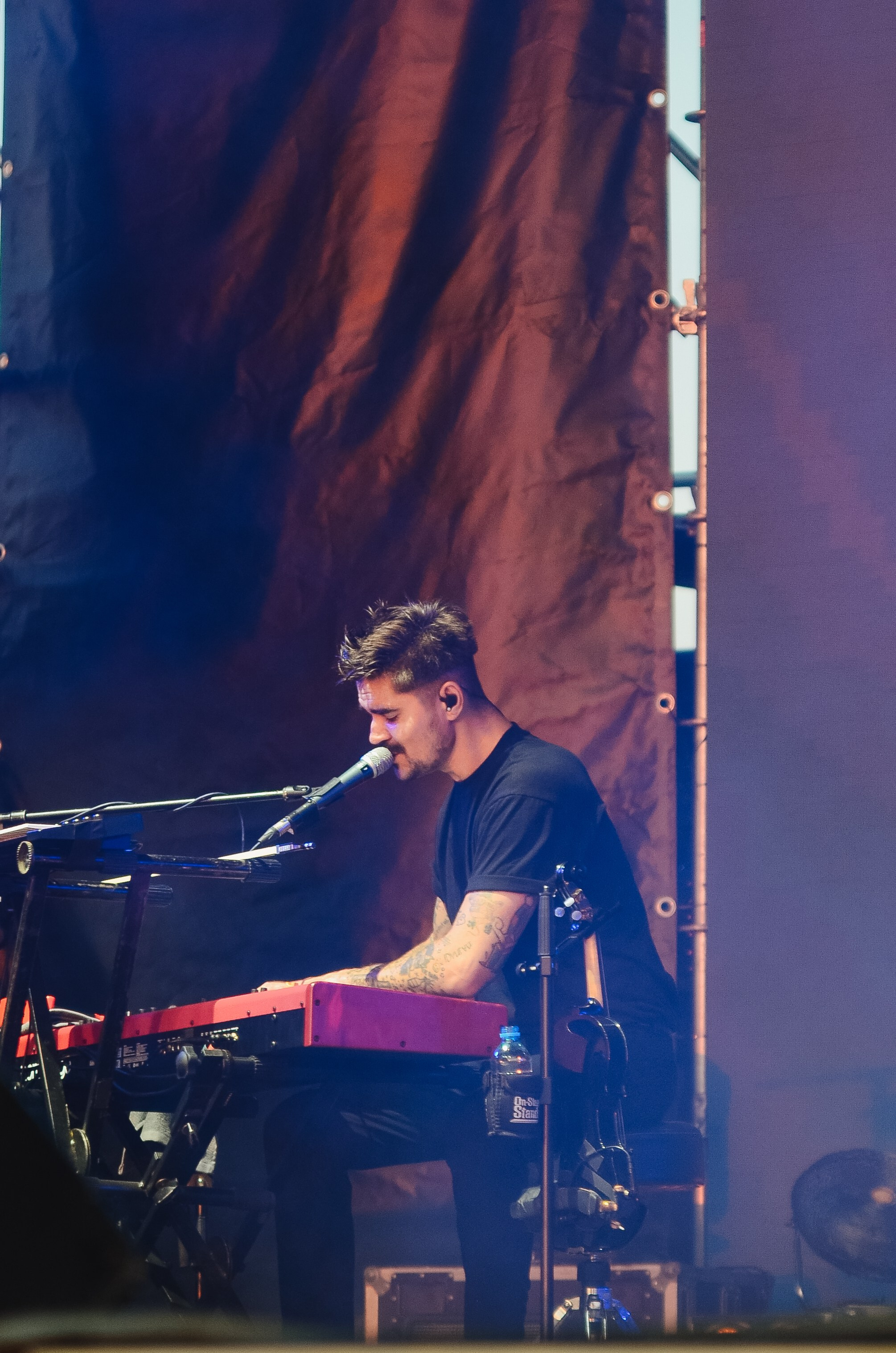 Концерт The Hatters на фестивале «Грань» в Барнауле. Денисова Аля — фотограф для парных съемок и индивидуальных историй в Барнауле