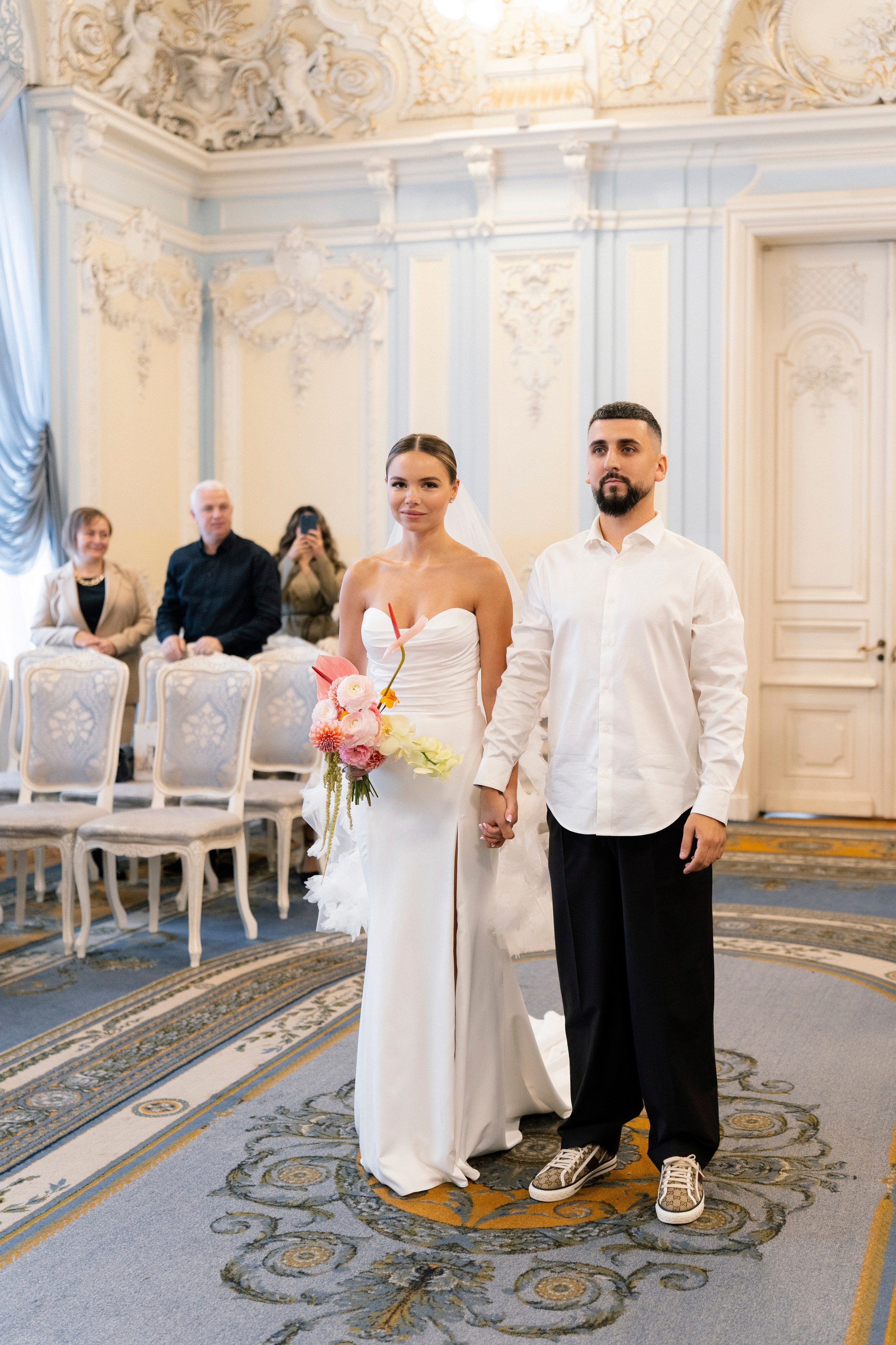 Андрей и Алина. Питер. Утро в отеле Angleter и банкет в Сезонах. Цифра и плёнка. Свадебный фотограф Катерина Чулкова