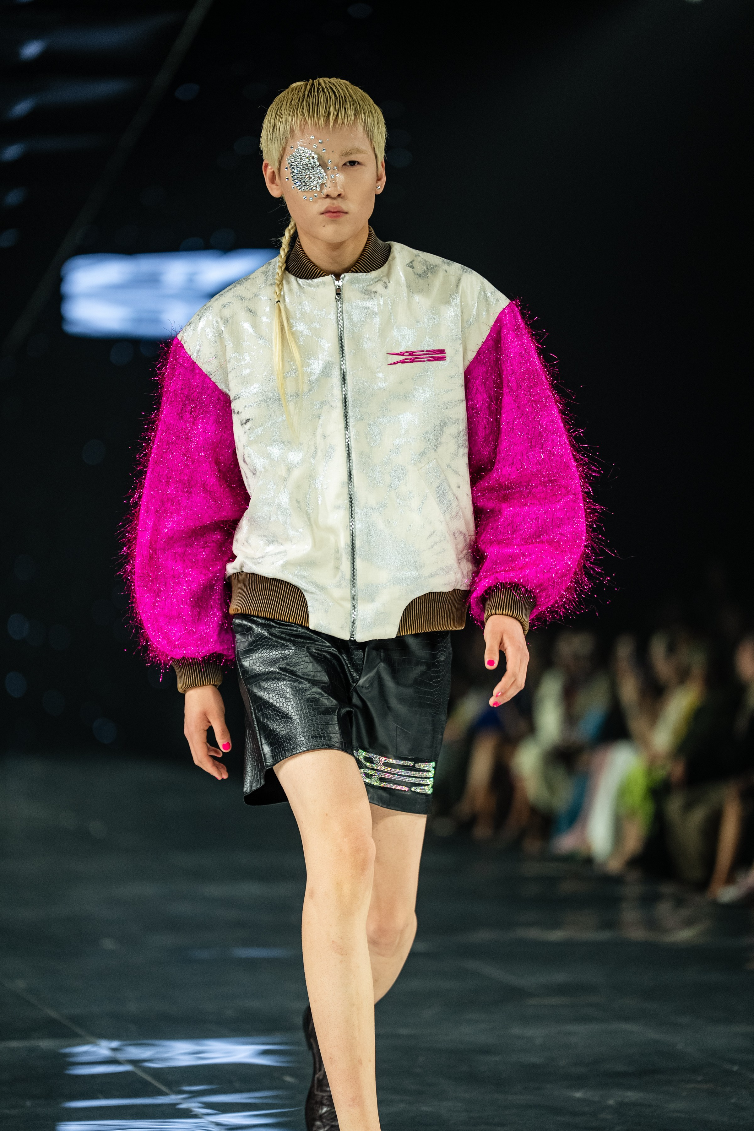 Visa Fashion Week YESYES. Сайт Алматинского НЮ АРТ, будуар и фэшн фотографа Дениса Карпенко