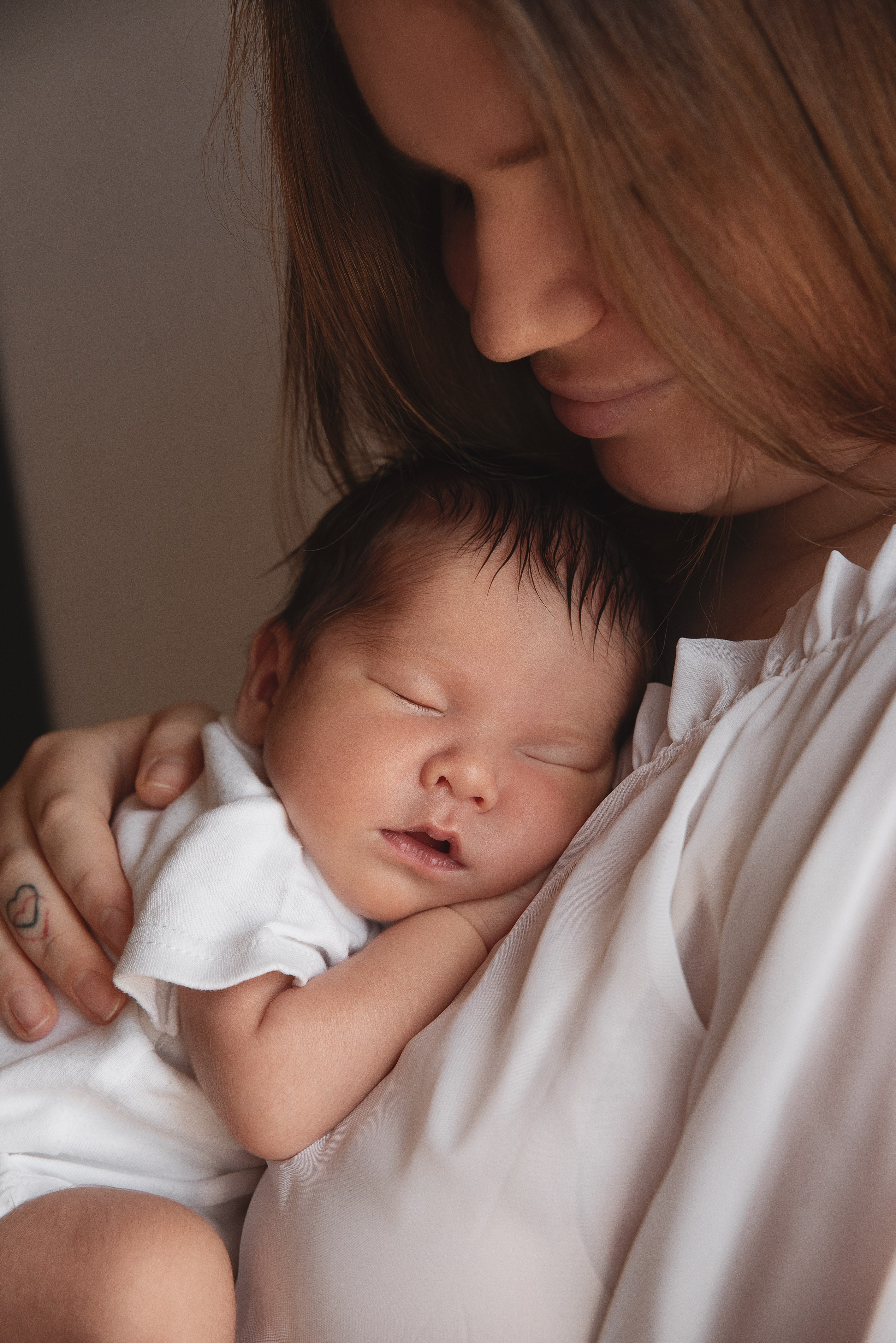 Семейная фотосессия с новорожденным Эрнест. Семейный фотограф в Южно-Сахалинске Анастасия Лимарева