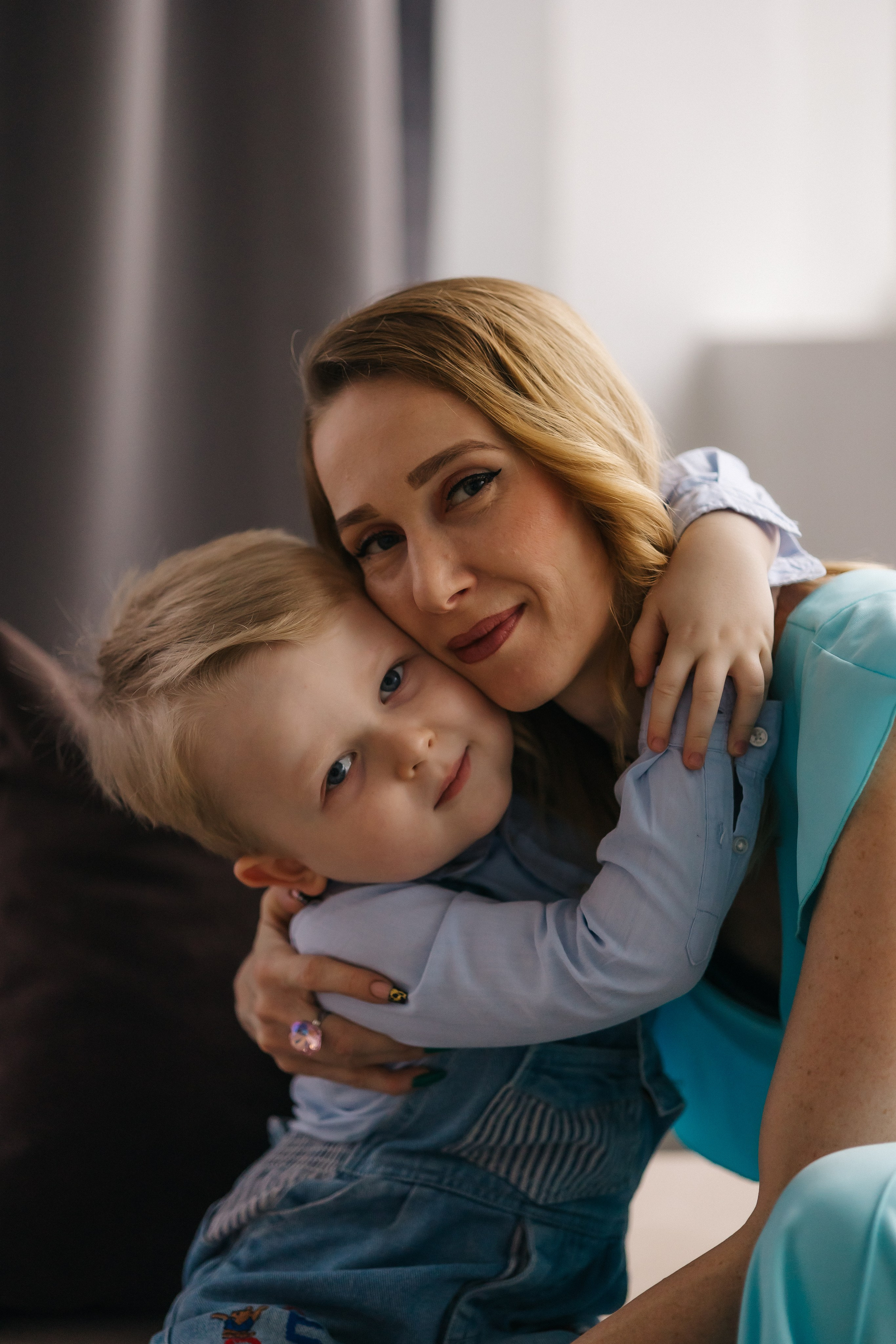 Новогодняя в iso. СЕМЕЙНЫЙ ФОТОГРАФ В САРАТОВЕ