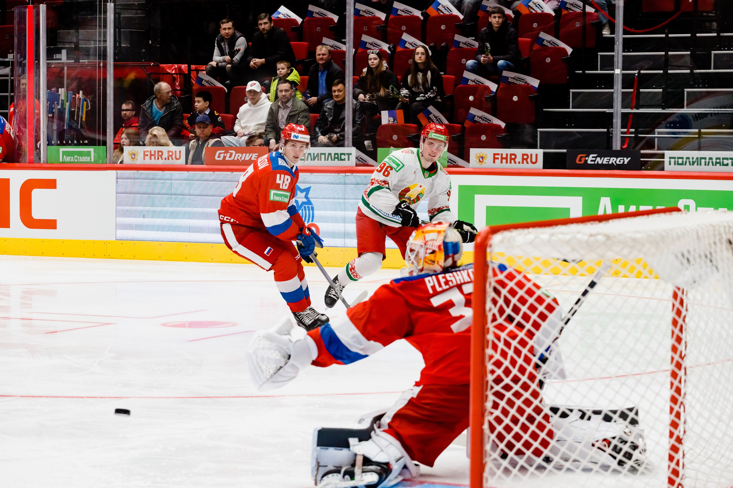 Россия — Беларусь. Свадебный и репортажный фотограф в Омске. Червоткин Никита