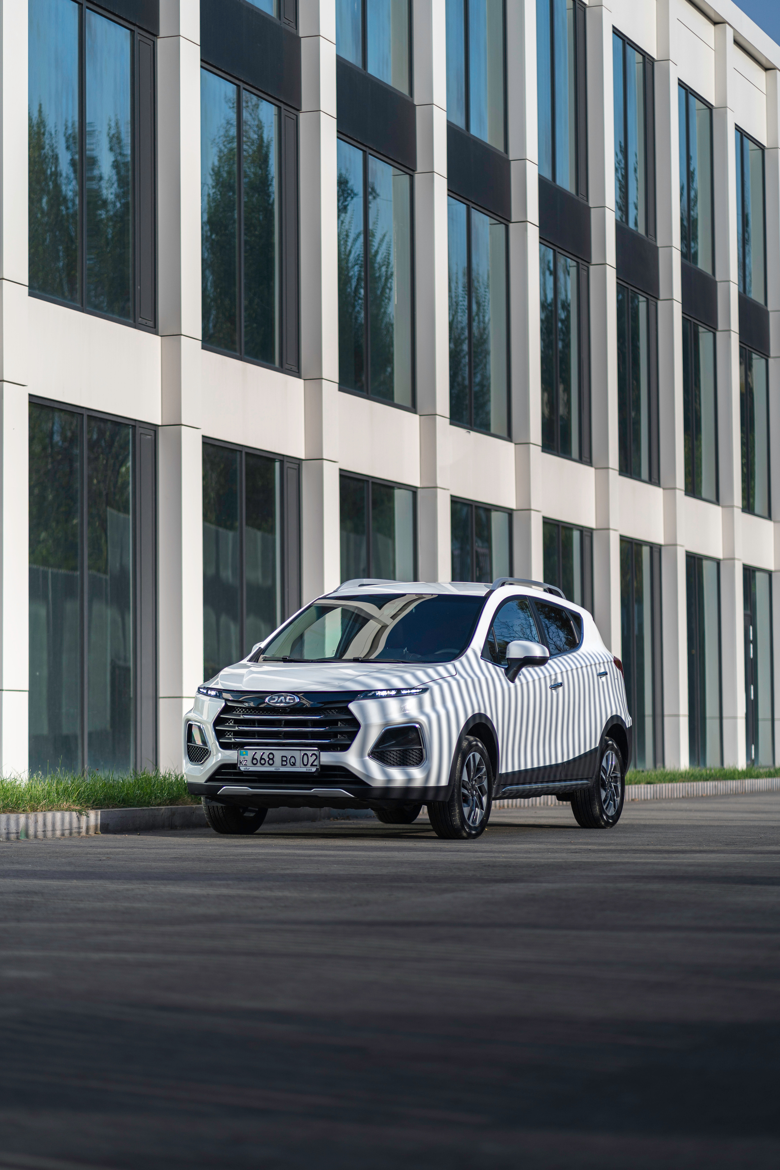 JAC S3 Pro. Чен Станислав | Автомобильный фотограф | Алматы, Казахстан