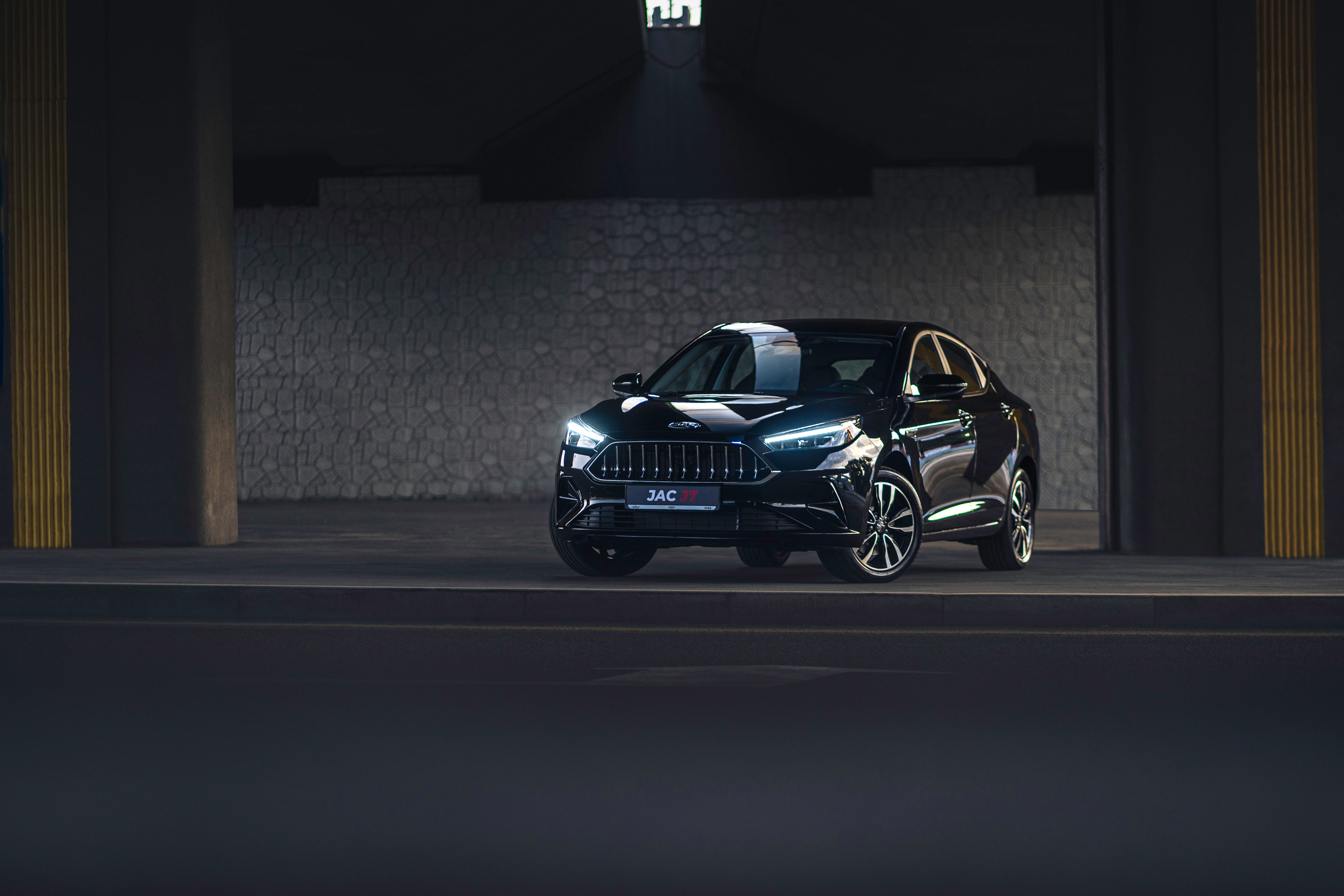 JAC J7. Чен Станислав | Автомобильный фотограф | Алматы, Казахстан