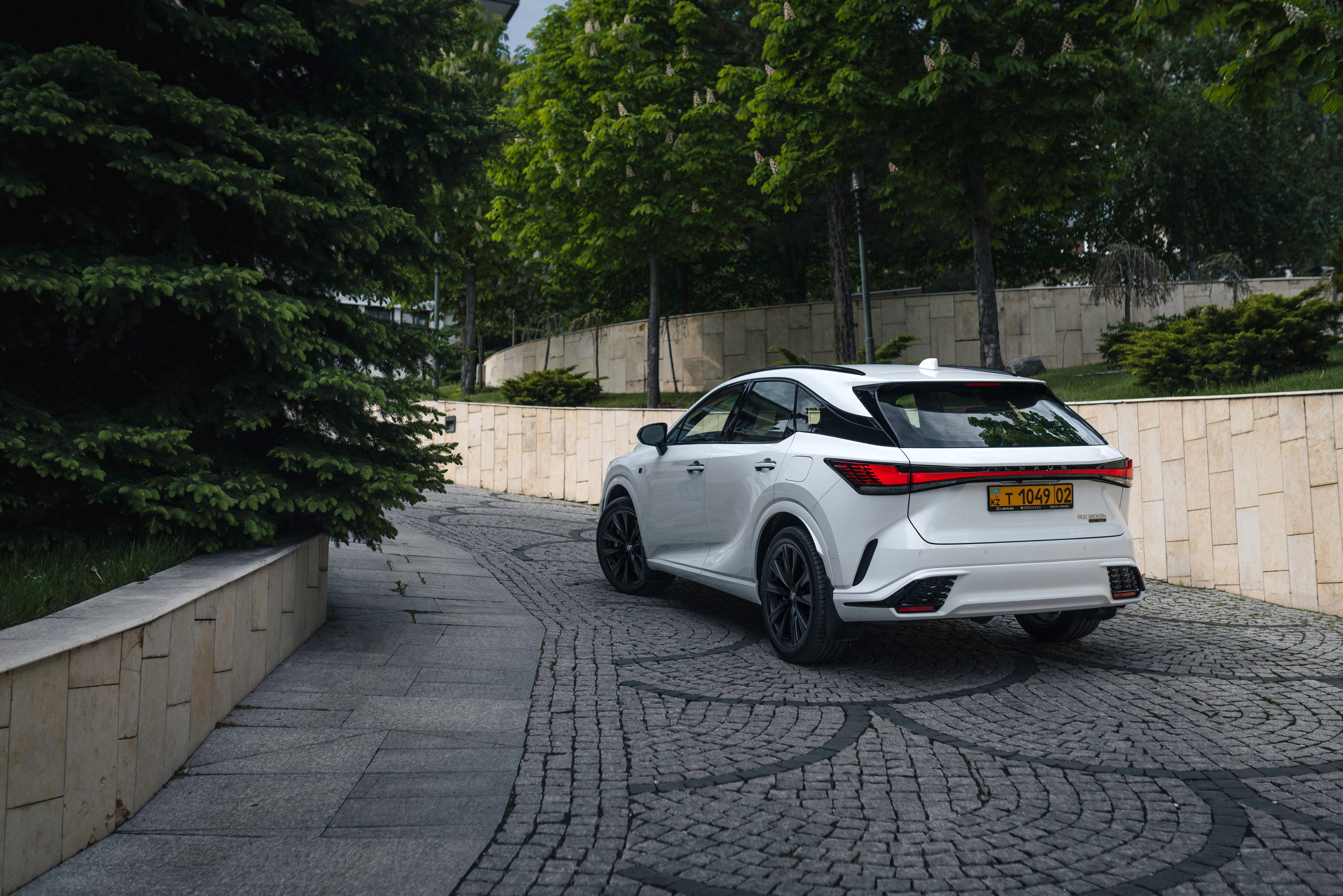 Lexus RX500h. Чен Станислав | Автомобильный фотограф | Алматы, Казахстан