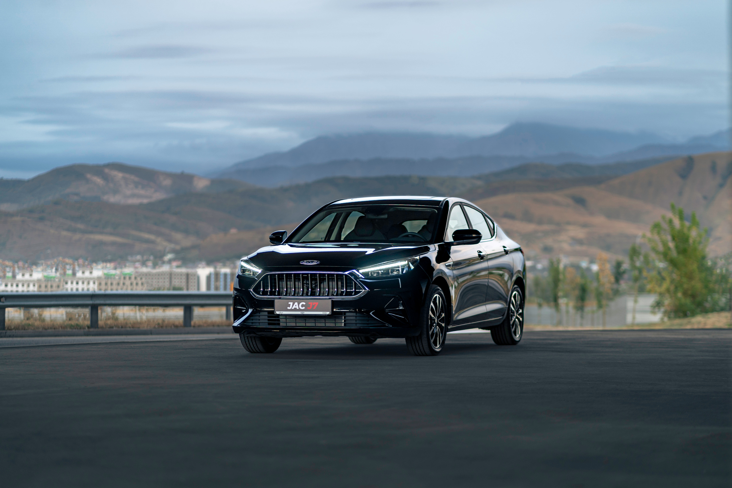 JAC J7. Чен Станислав | Автомобильный фотограф | Алматы, Казахстан