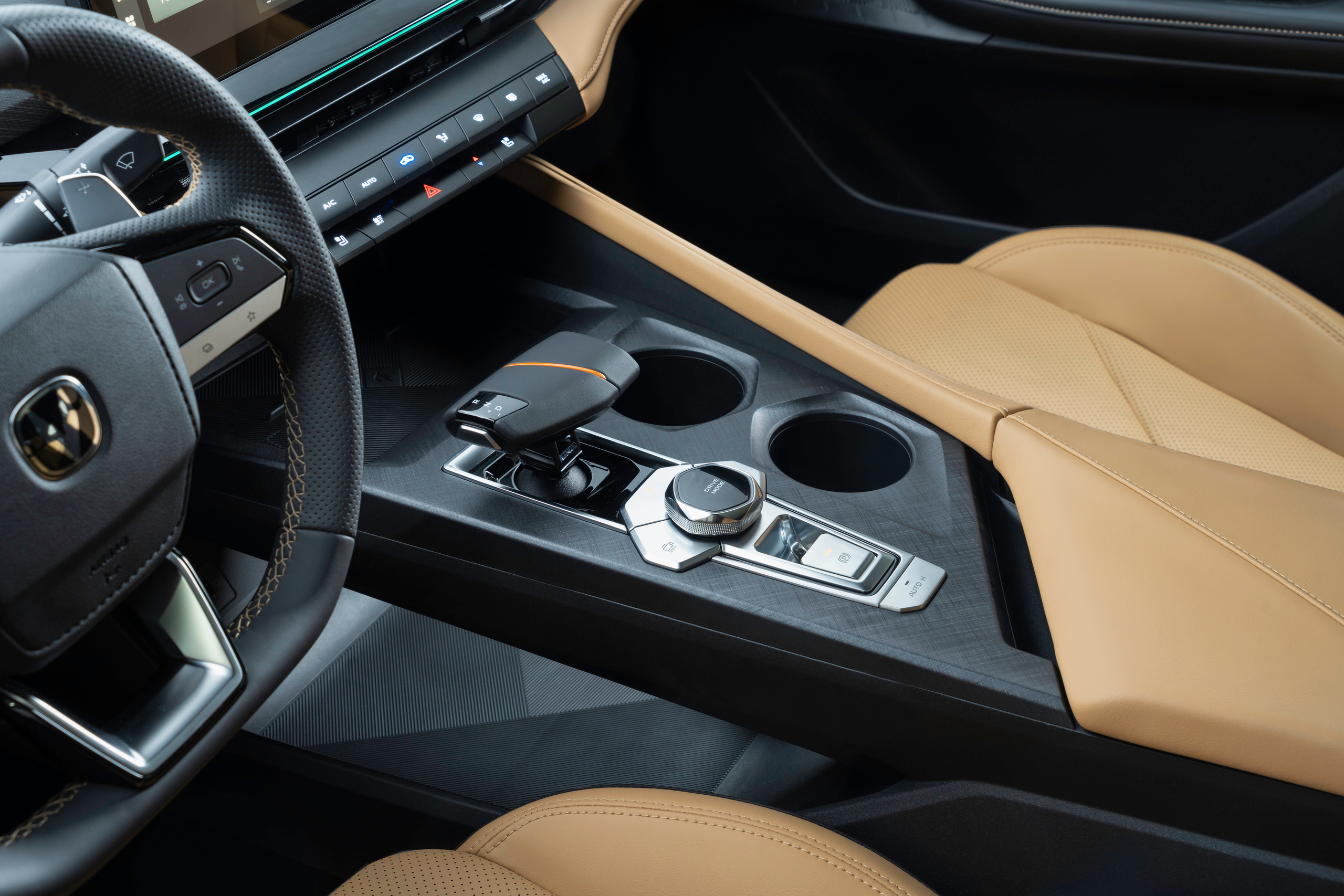 Changan UNI-K. Чен Станислав | Автомобильный фотограф | Алматы, Казахстан